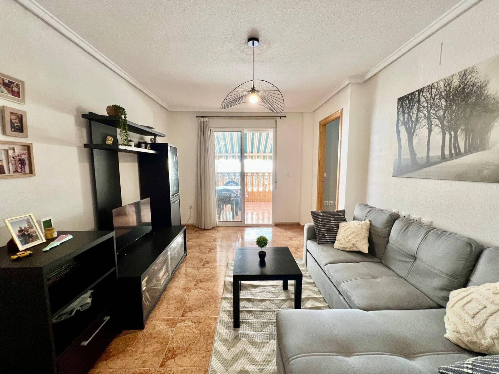 1 bedroom Apartment for sale in Torrevieja with garage - € 126,900 (Ref: 10081266)