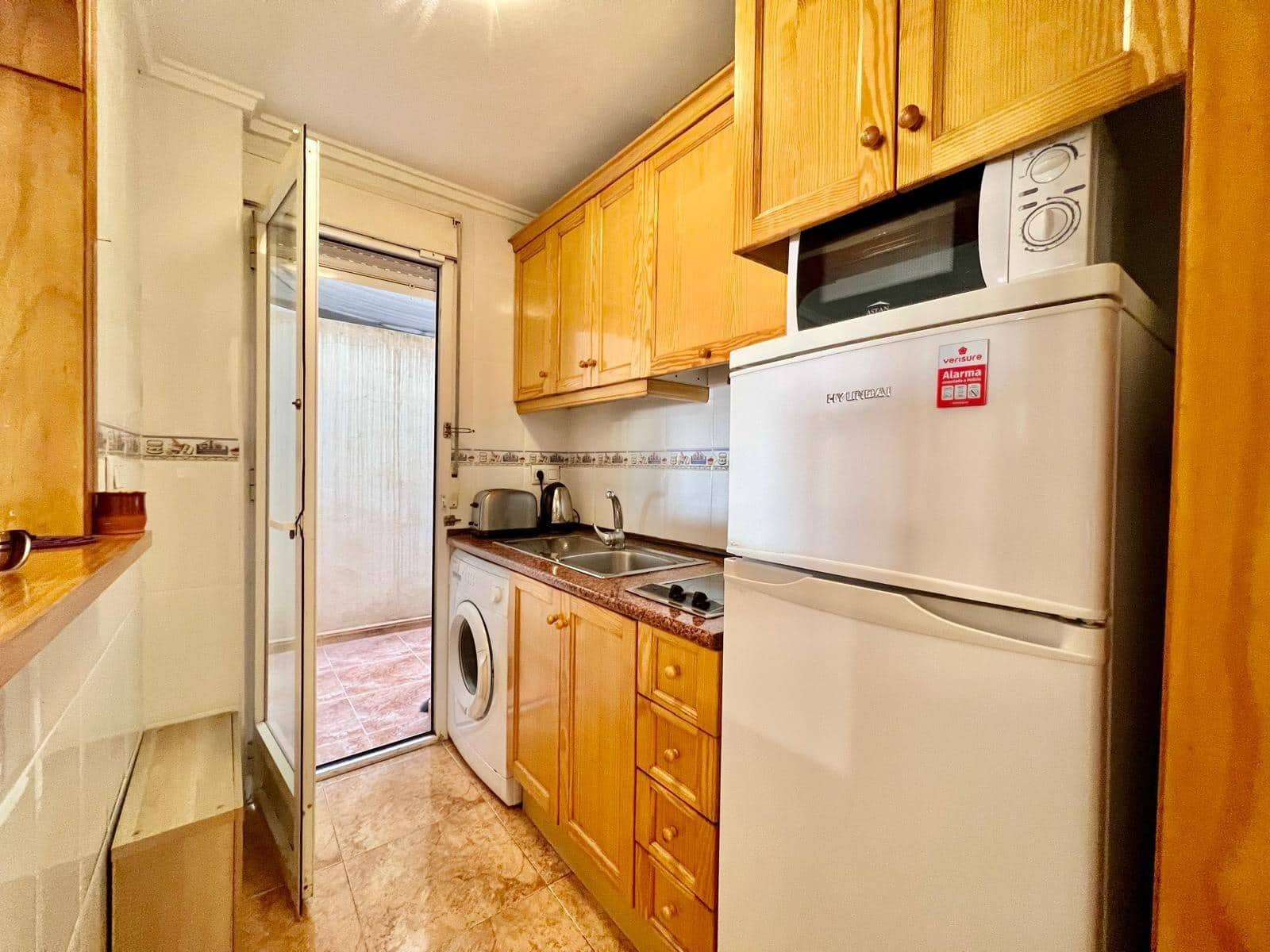 1 bedroom Apartment for sale in Torrevieja with garage - € 126,900 (Ref: 10081266)