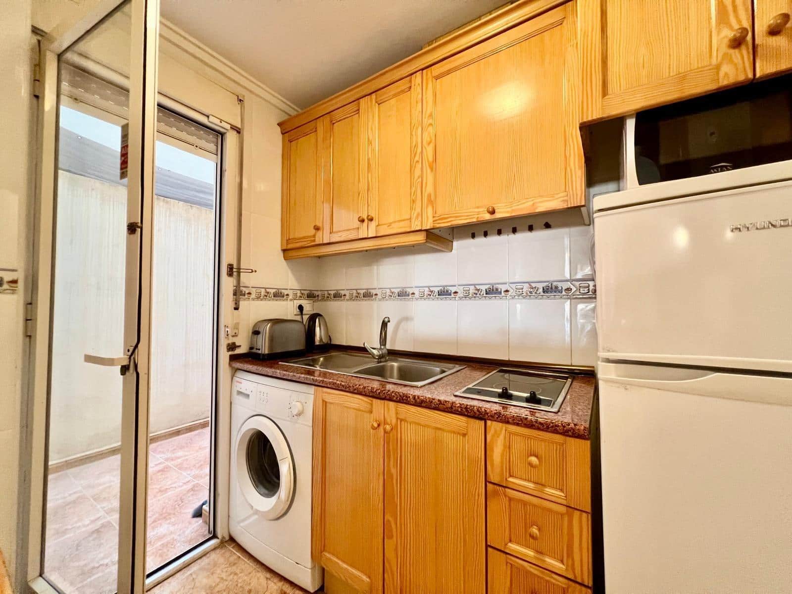 1 bedroom Apartment for sale in Torrevieja with garage - € 126,900 (Ref: 10081266)