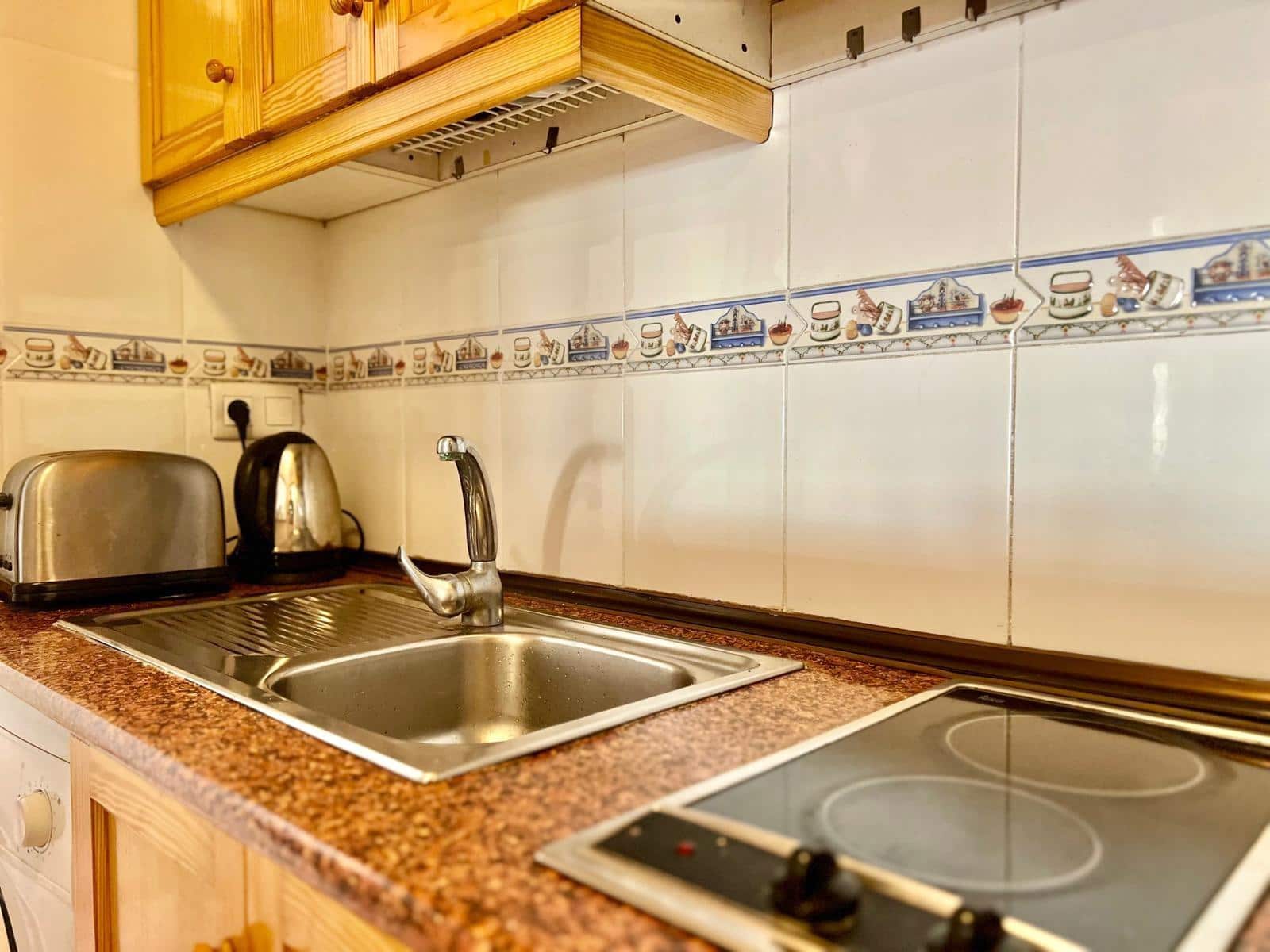 1 bedroom Apartment for sale in Torrevieja with garage - € 126,900 (Ref: 10081266)