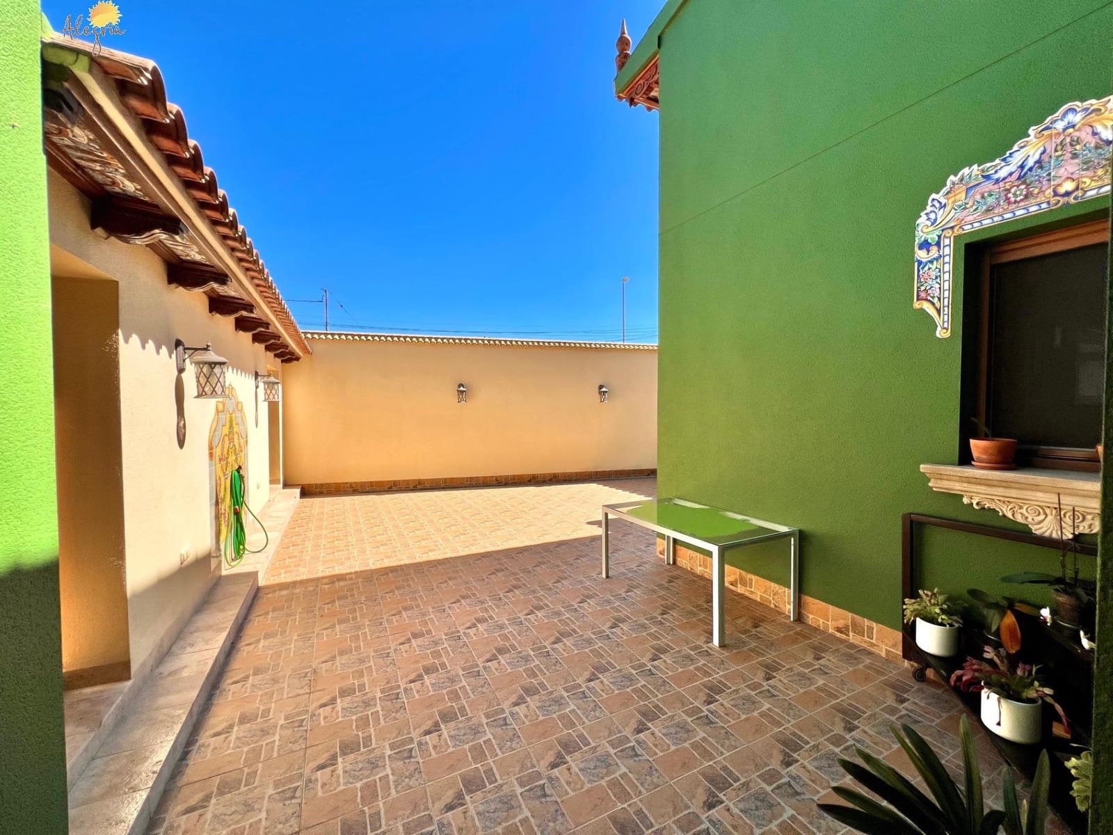 4 slaapkamer Villa te koop in Almoradi met zwembad garage - € 1.180.000 (Ref: 10081267)