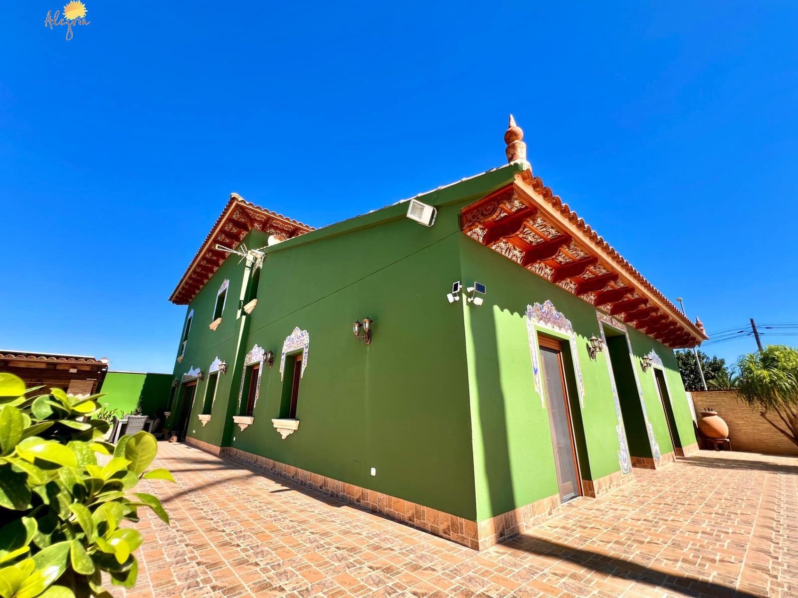 4 slaapkamer Villa te koop in Almoradi met zwembad garage - € 1.180.000 (Ref: 10081267)