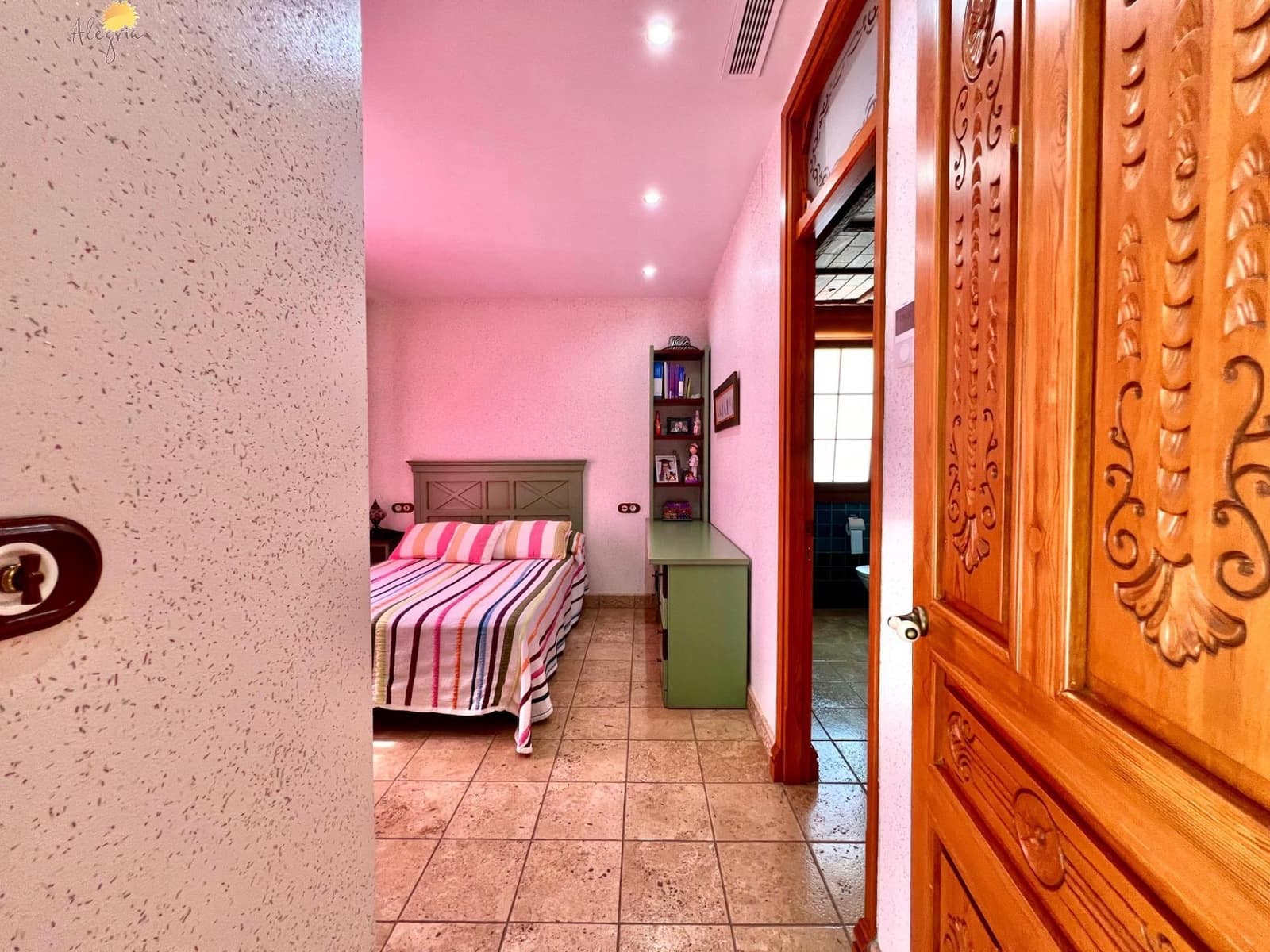4 slaapkamer Villa te koop in Almoradi met zwembad garage - € 1.180.000 (Ref: 10081267)