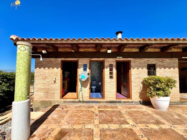 4 slaapkamer Villa te koop in Almoradí met zwembad garage - € 1.180.000 (Ref: 10081267)