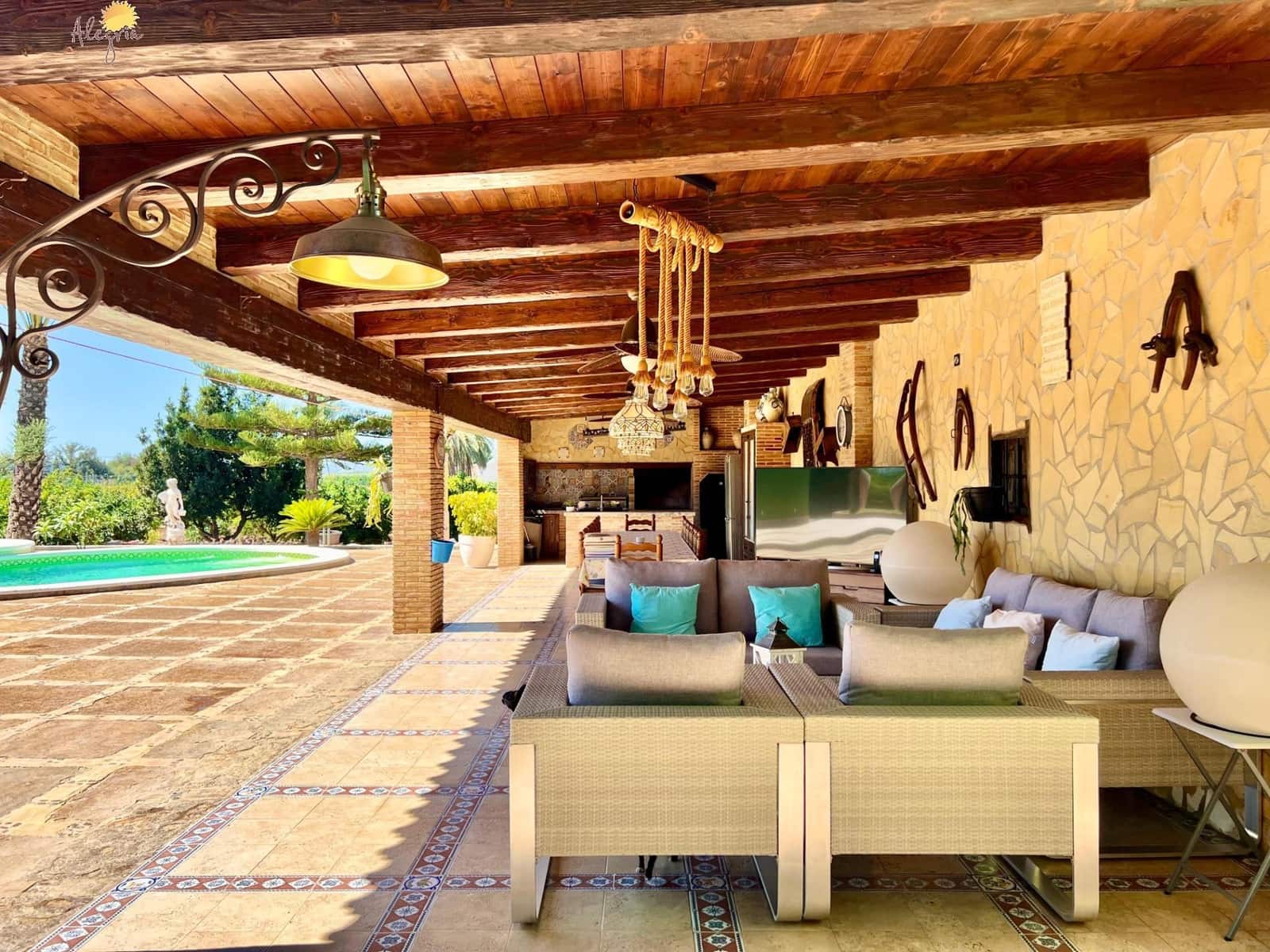 4 slaapkamer Villa te koop in Almoradi met zwembad garage - € 1.180.000 (Ref: 10081267)