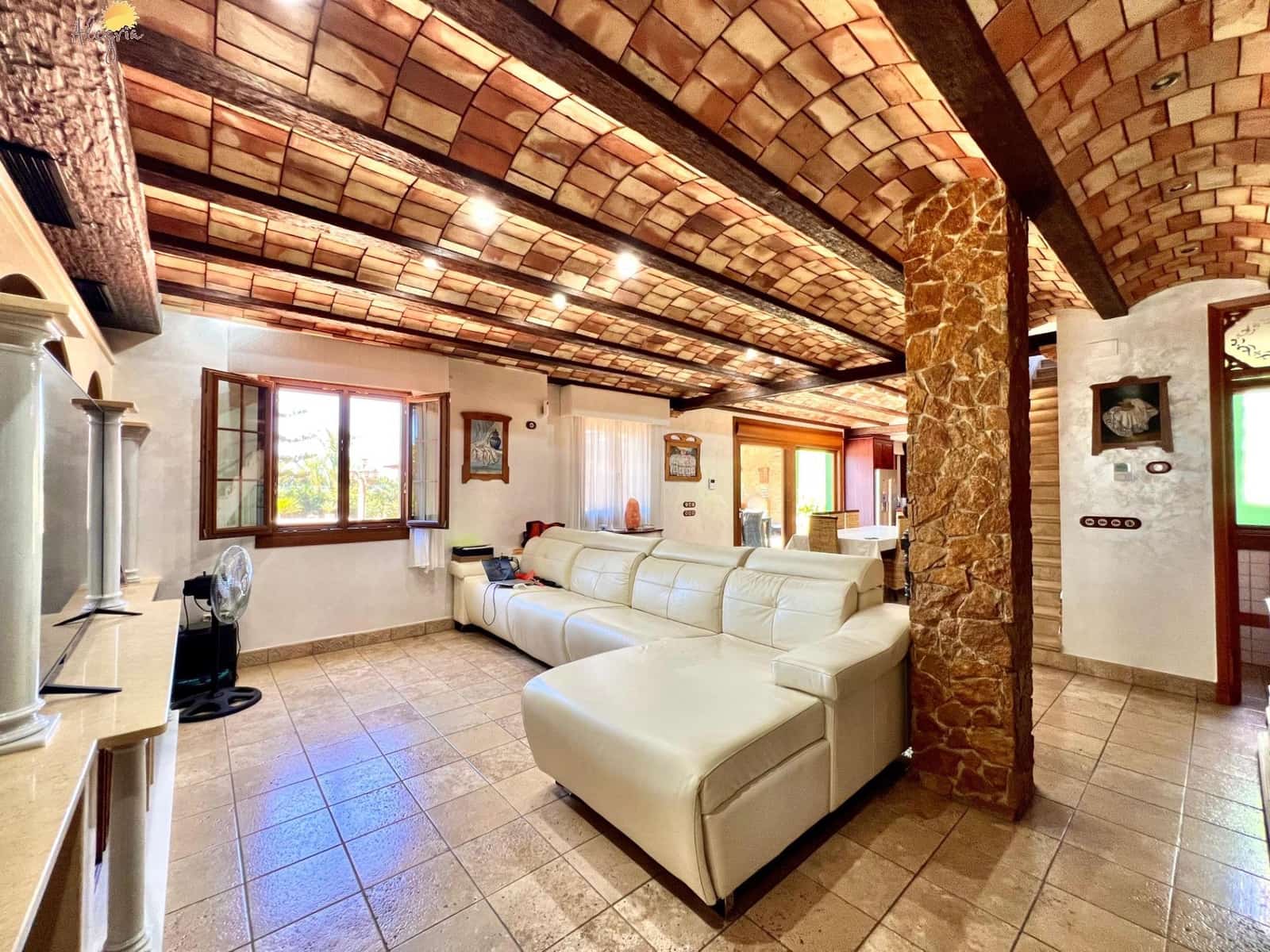 4 slaapkamer Villa te koop in Almoradi met zwembad garage - € 1.180.000 (Ref: 10081267)