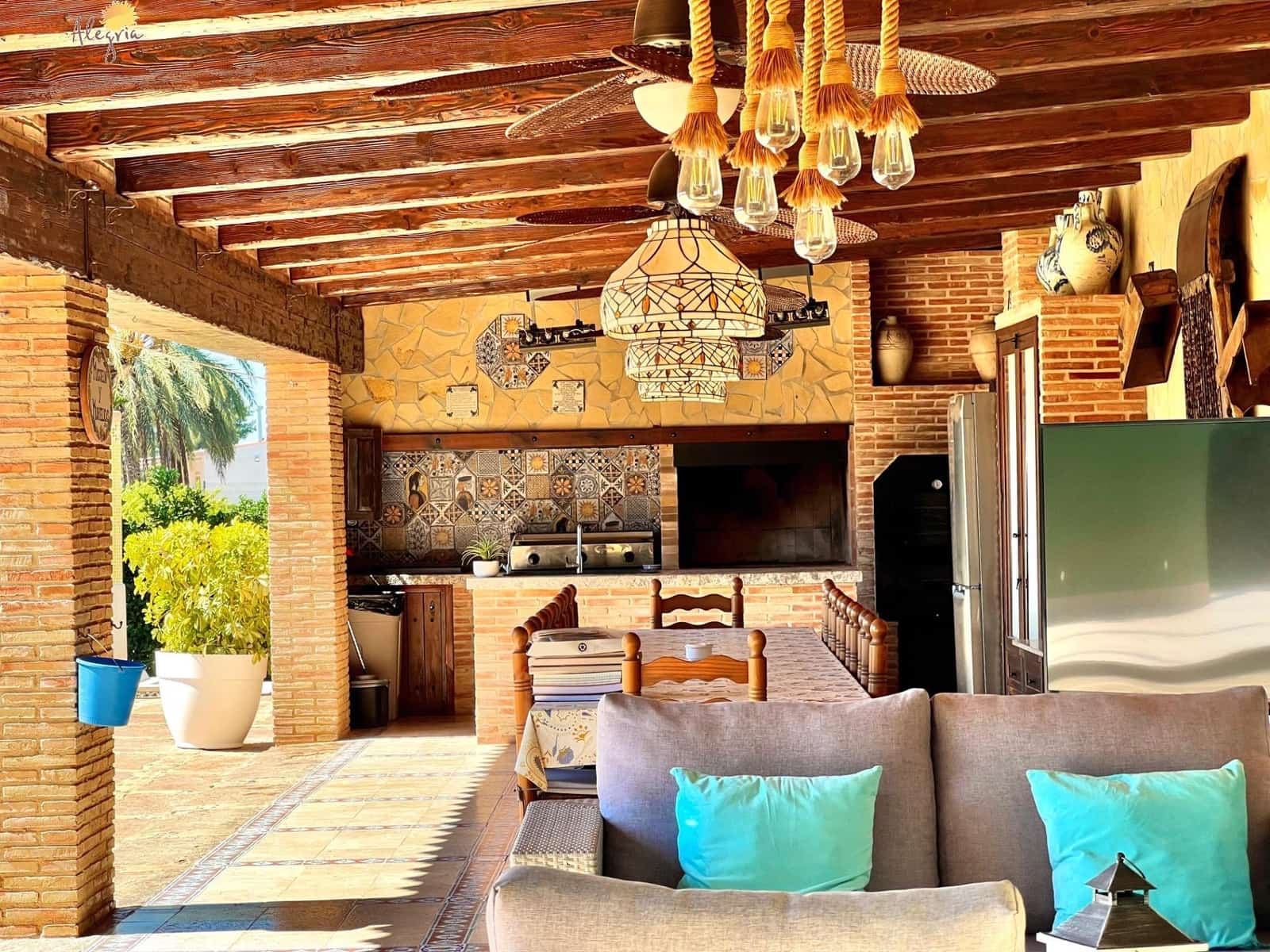 4 slaapkamer Villa te koop in Almoradi met zwembad garage - € 1.180.000 (Ref: 10081267)