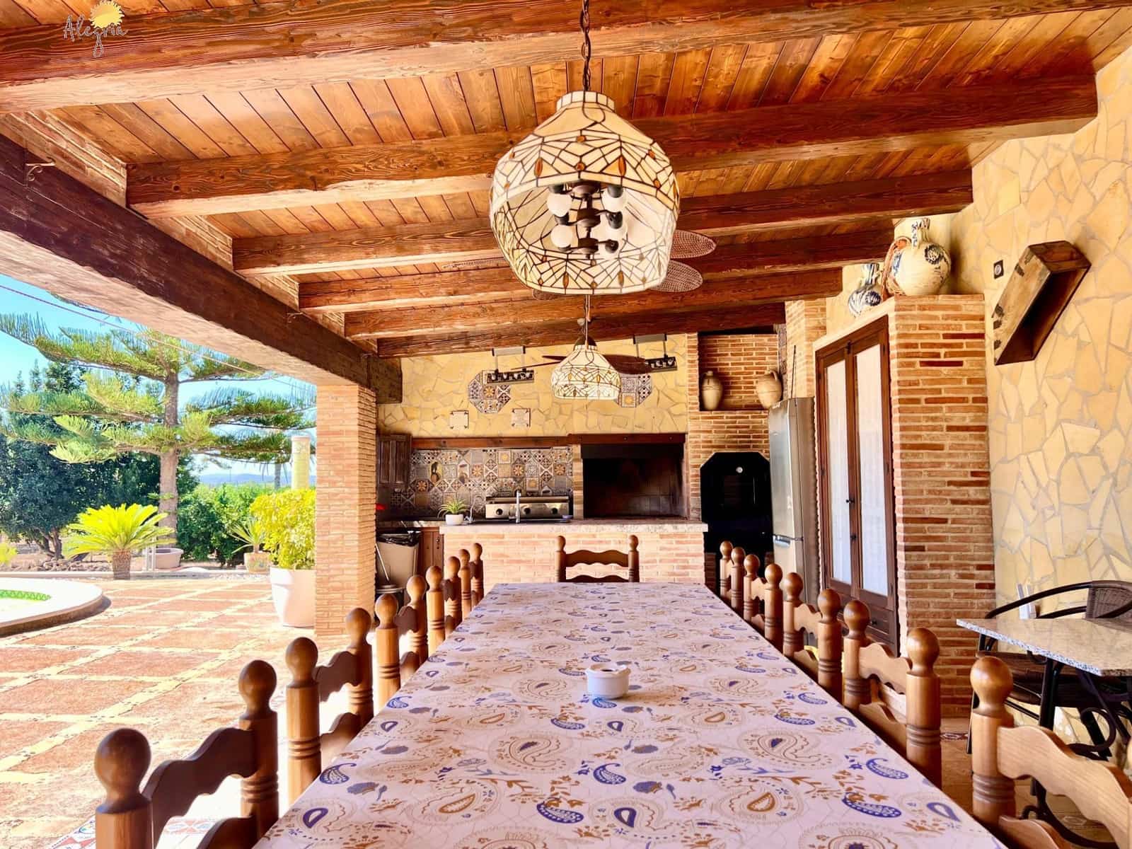 4 slaapkamer Villa te koop in Almoradi met zwembad garage - € 1.180.000 (Ref: 10081267)