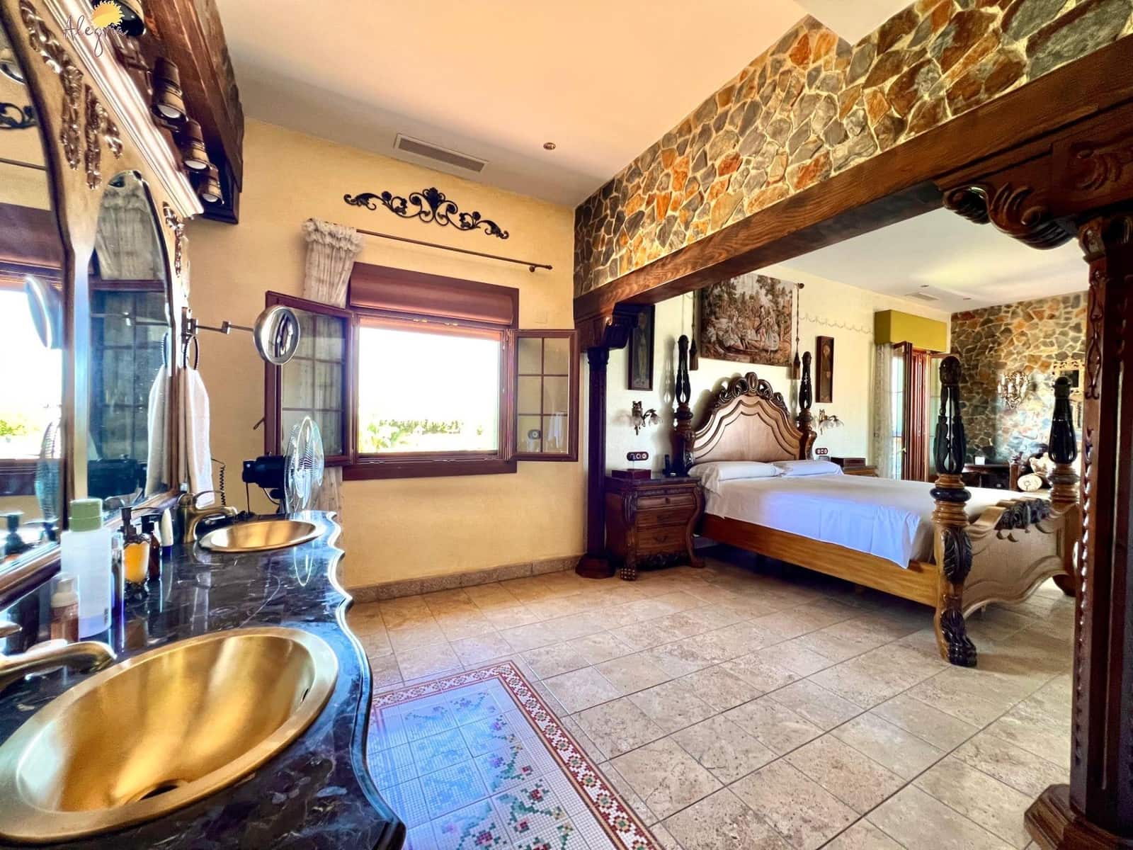 4 slaapkamer Villa te koop in Almoradi met zwembad garage - € 1.180.000 (Ref: 10081267)