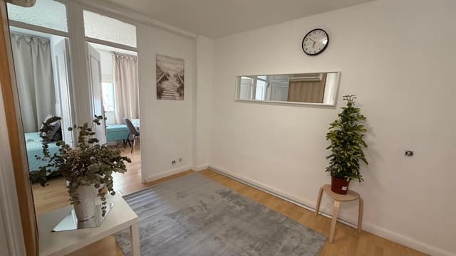 2 quarto Apartamento para venda em San Diego, Madrid cidade - 179 500 € (Ref: 10086187)