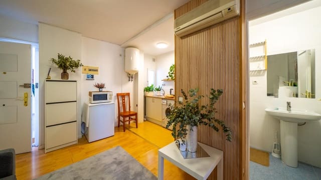 2 soveværelse Lejlighed til salg i San Diego, Madrid by - € 179.500 (Ref: 10086187)