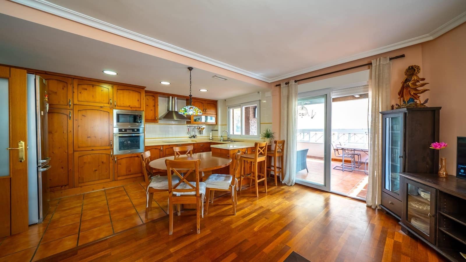 3 soveværelse Lejlighed til salg i Alicante by med swimmingpool garage - € 439.000 (Ref: 10089744)
