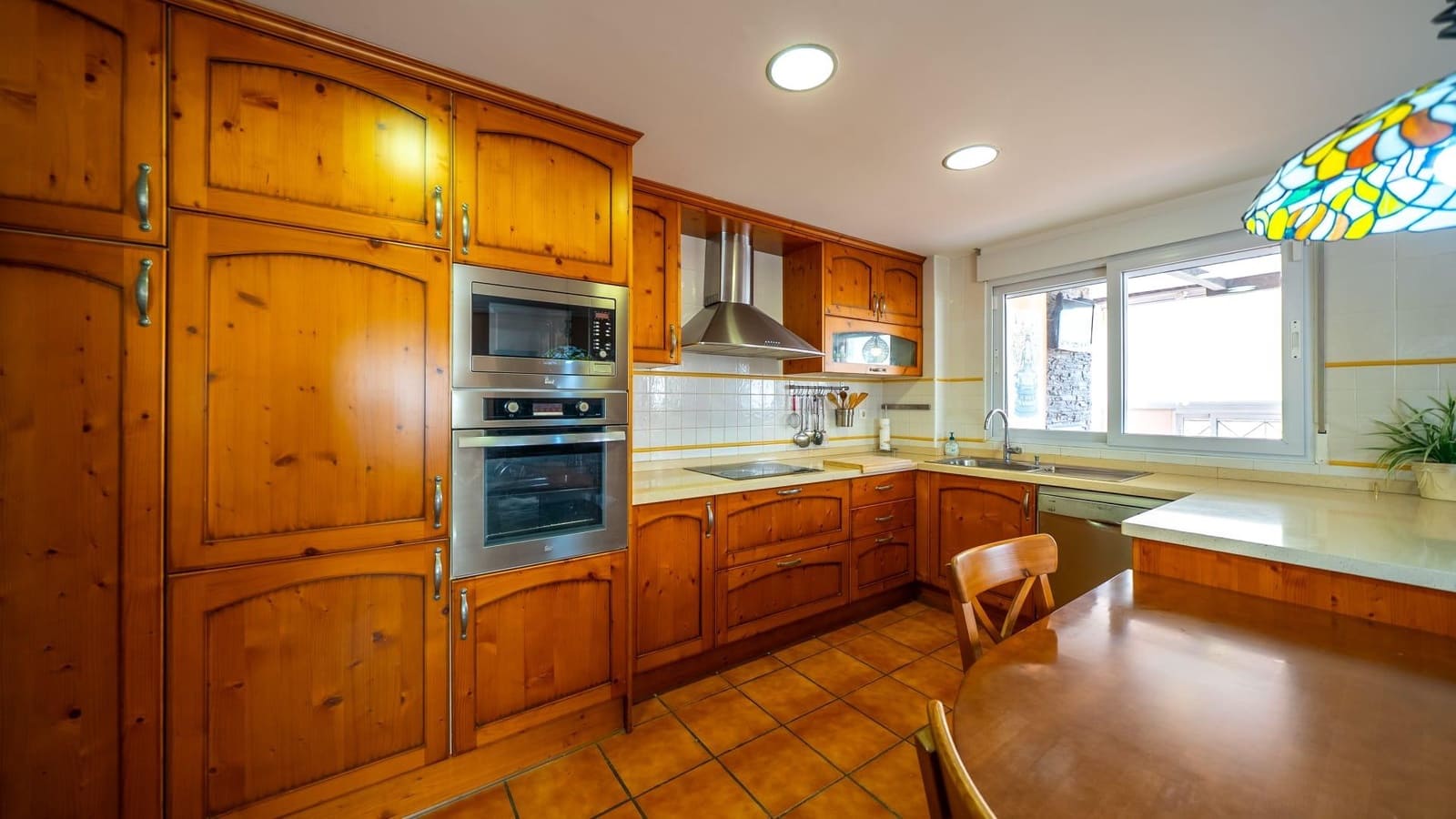 3 soveværelse Lejlighed til salg i Alicante by med swimmingpool garage - € 439.000 (Ref: 10089744)