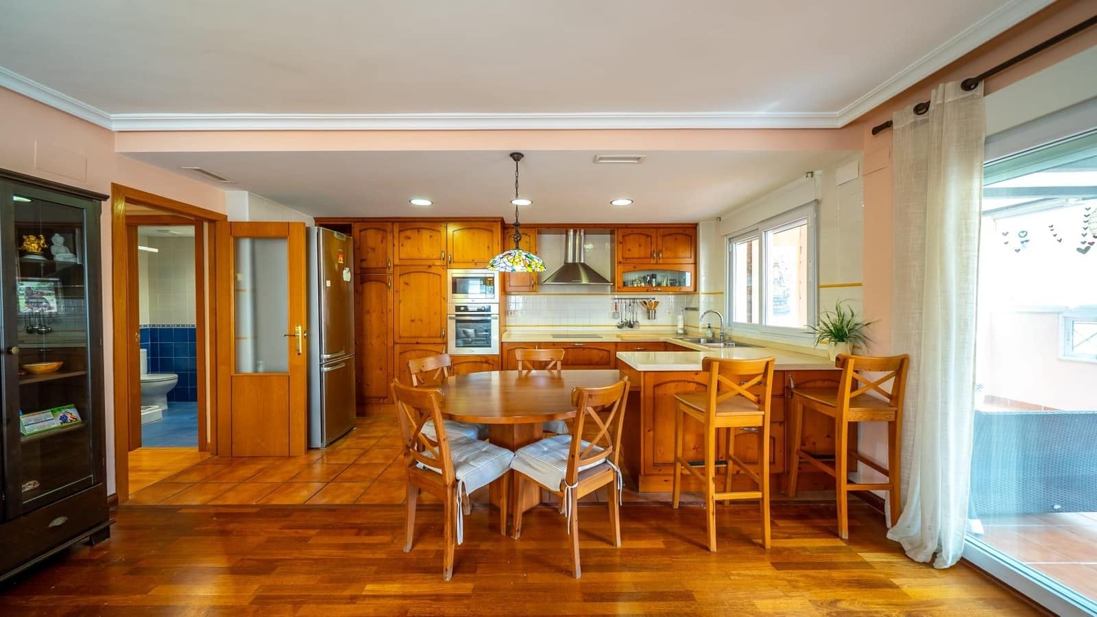 3 soveværelse Lejlighed til salg i Alicante by med swimmingpool garage - € 439.000 (Ref: 10089744)