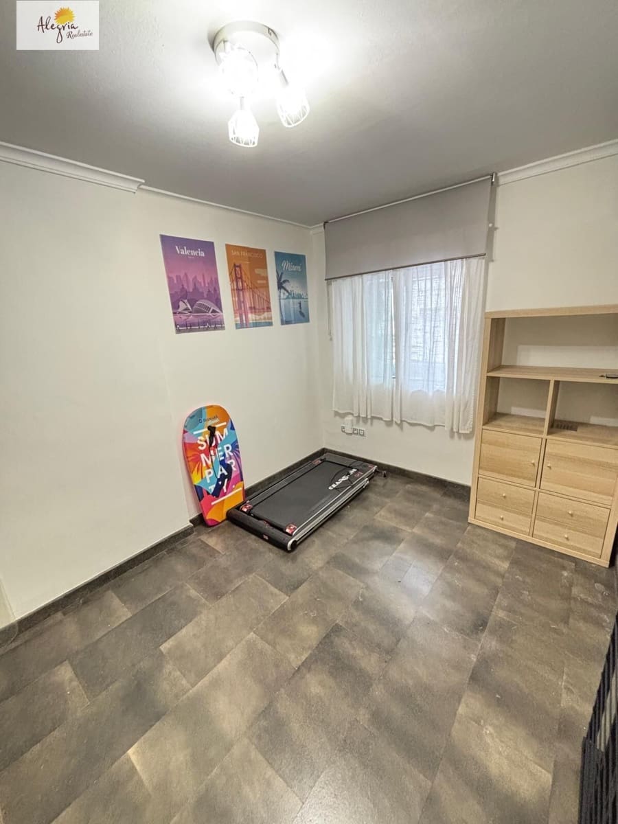 Apartamento de 3 habitaciones en València ciudad en alquiler con garaje - 1.700 € (Ref: 10089747)