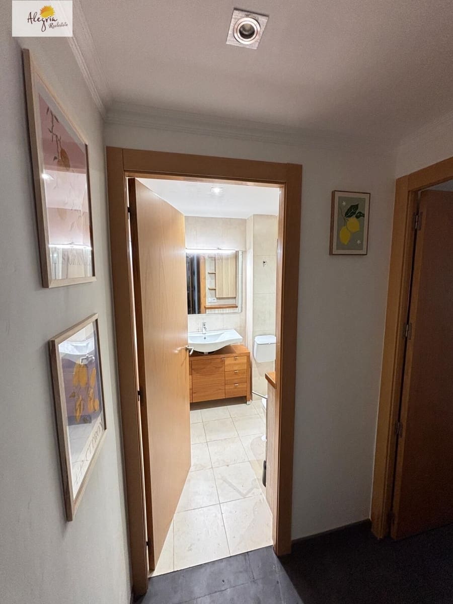 Apartamento de 3 habitaciones en València ciudad en alquiler con garaje - 1.700 € (Ref: 10089747)