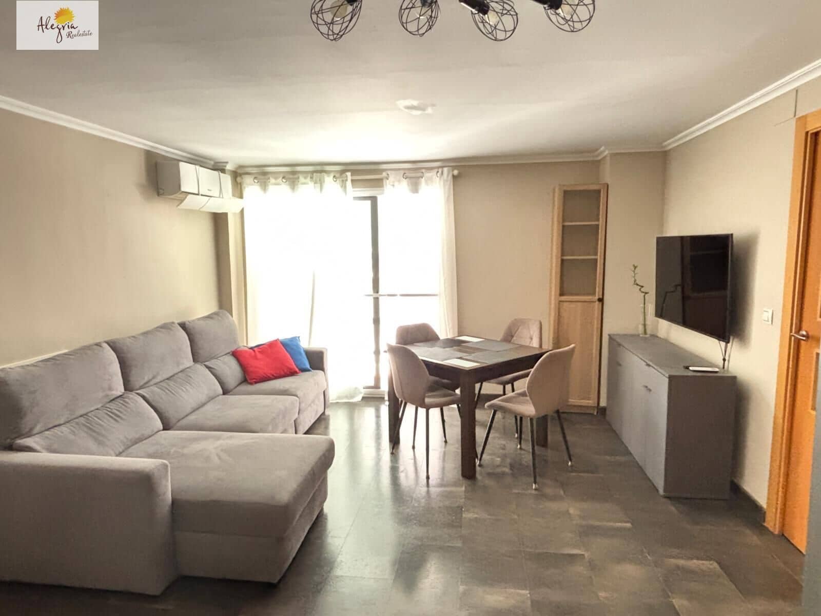 Apartamento de 3 habitaciones en València ciudad en alquiler con garaje - 1.700 € (Ref: 10089747)