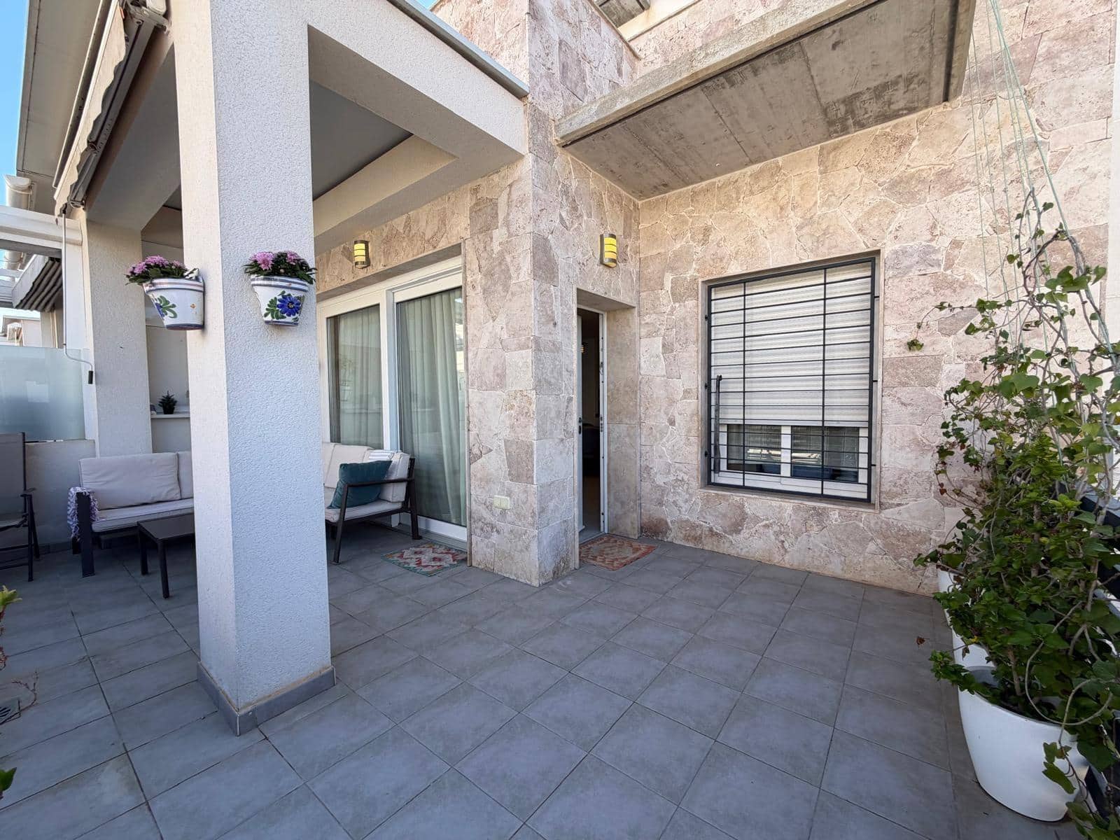3 sovrum Radhus till salu i Aguas Nuevas med pool garage - 370 000 € (Ref: 10089749)