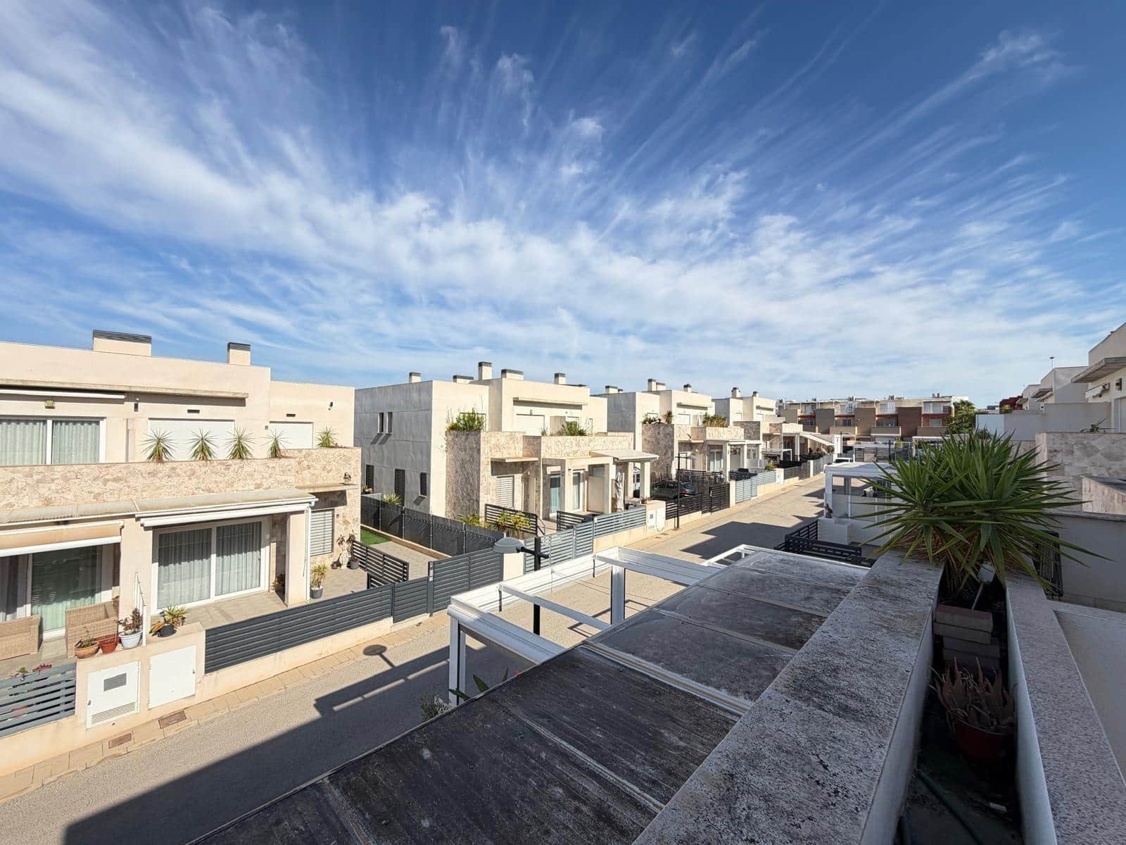 3 sovrum Radhus till salu i Aguas Nuevas med pool garage - 370 000 € (Ref: 10089749)
