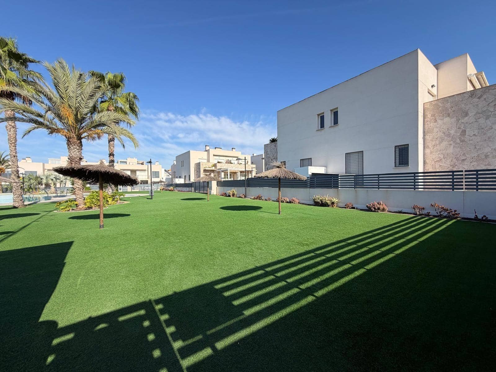 3 sovrum Radhus till salu i Aguas Nuevas med pool garage - 370 000 € (Ref: 10089749)