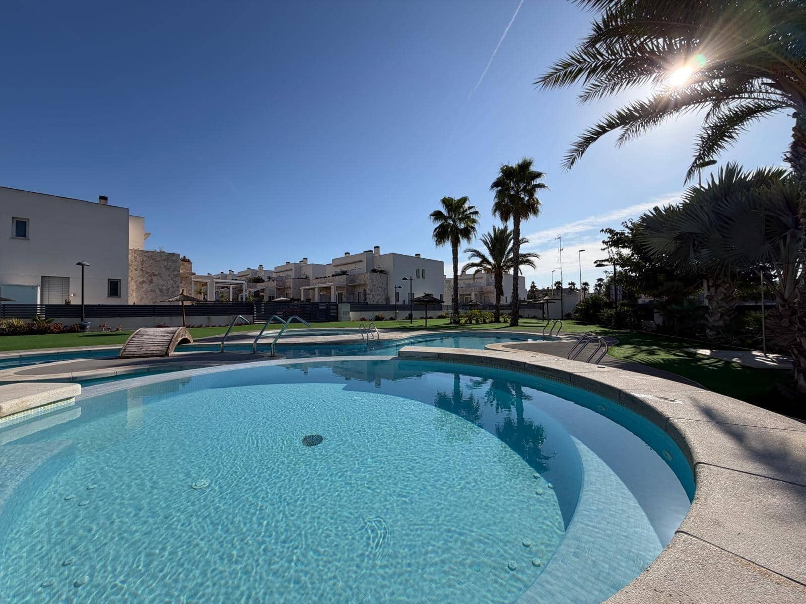 3 sovrum Radhus till salu i Aguas Nuevas med pool garage - 370 000 € (Ref: 10089749)