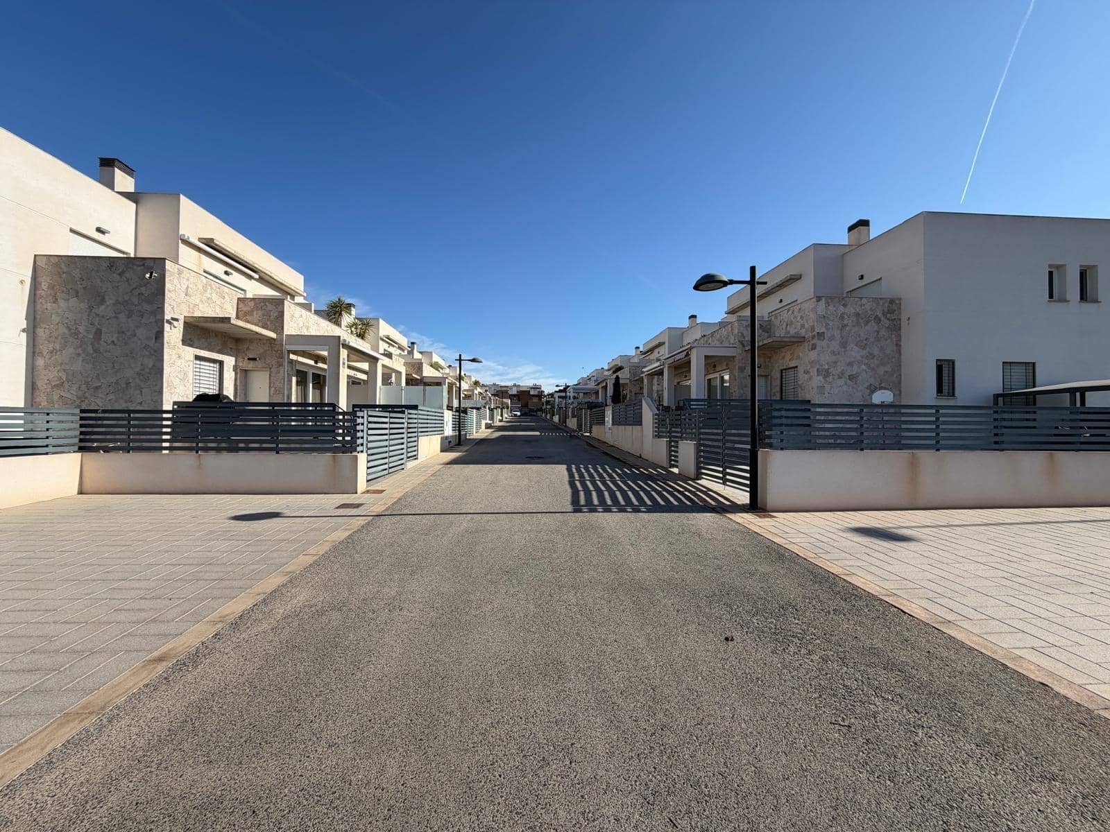 3 sovrum Radhus till salu i Aguas Nuevas med pool garage - 370 000 € (Ref: 10089749)