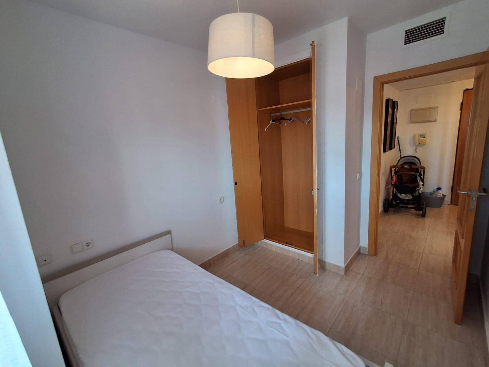 Appartement de 2 chambres à louer à La Villajoyosa / Vila Joiosa avec piscine - 1 300 € (Ref: 10089751)