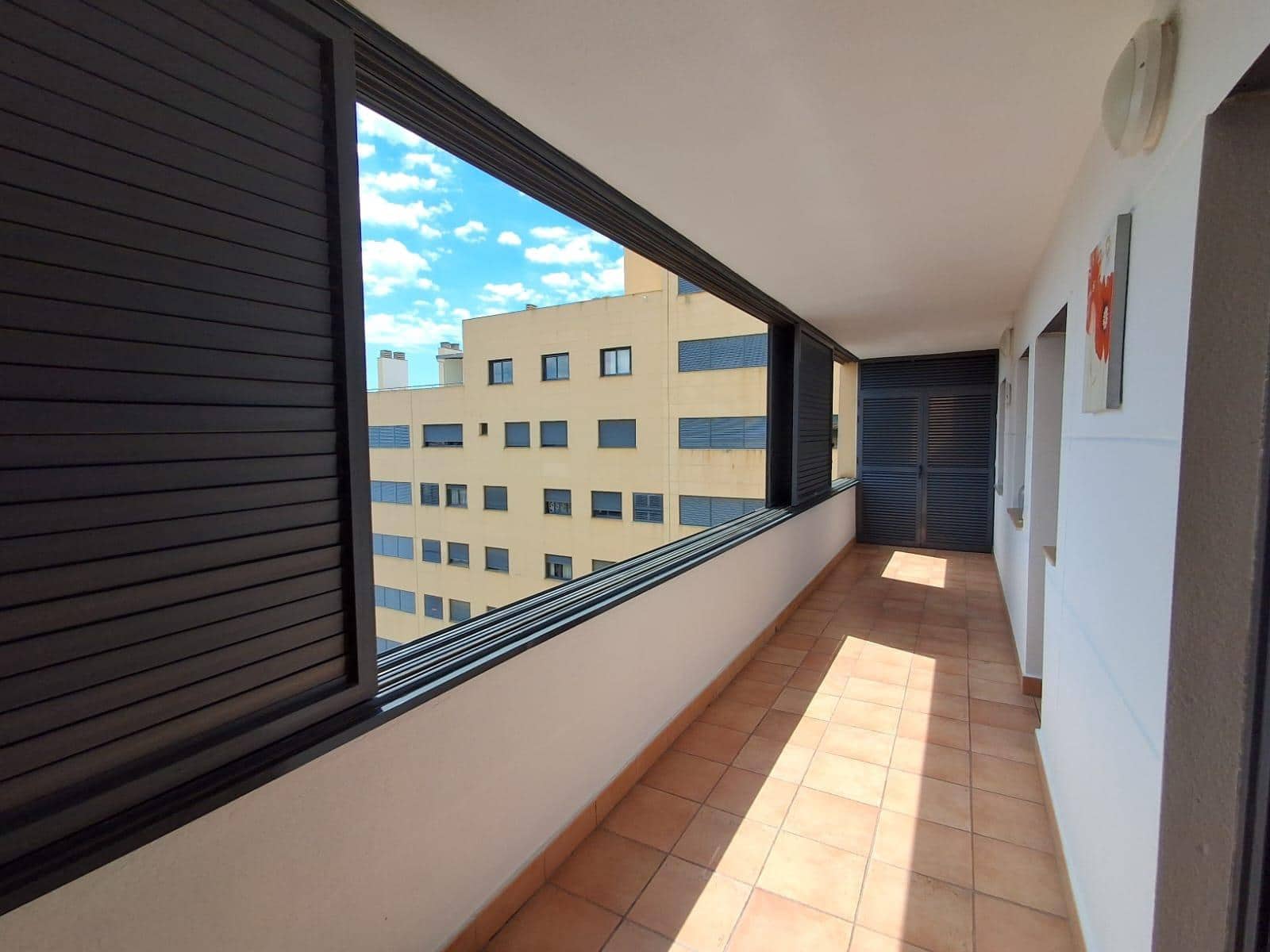 Appartement de 2 chambres à louer à La Villajoyosa / Vila Joiosa avec piscine - 1 300 € (Ref: 10089751)