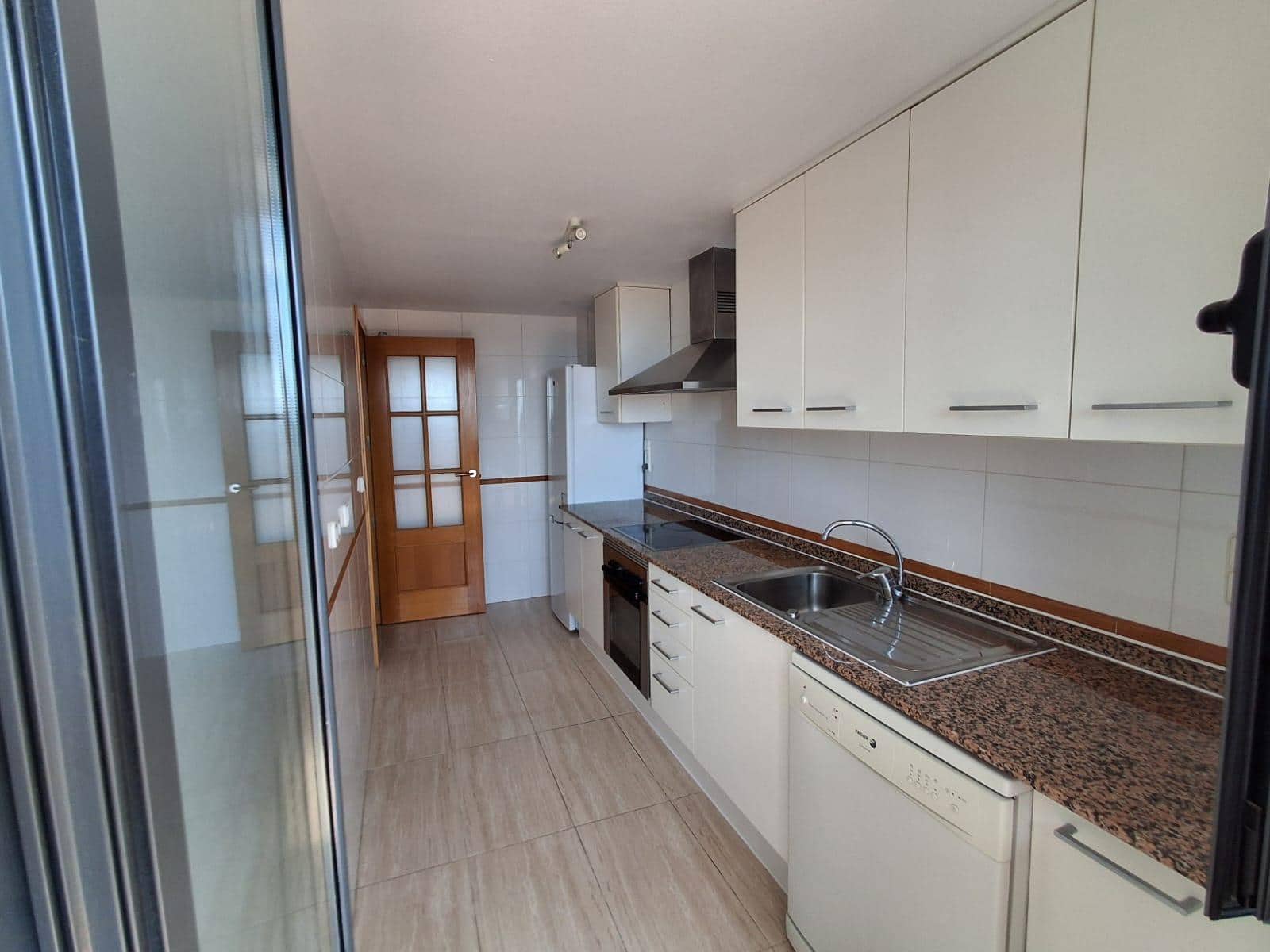 Appartement de 2 chambres à louer à La Villajoyosa / Vila Joiosa avec piscine - 1 300 € (Ref: 10089751)