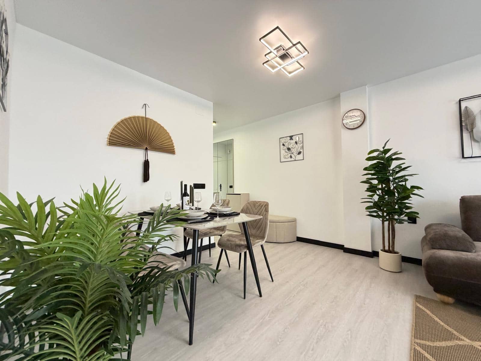 2 Zimmer Apartment zu verkaufen in Torrevieja - 175.000 € (Ref: 10090817)