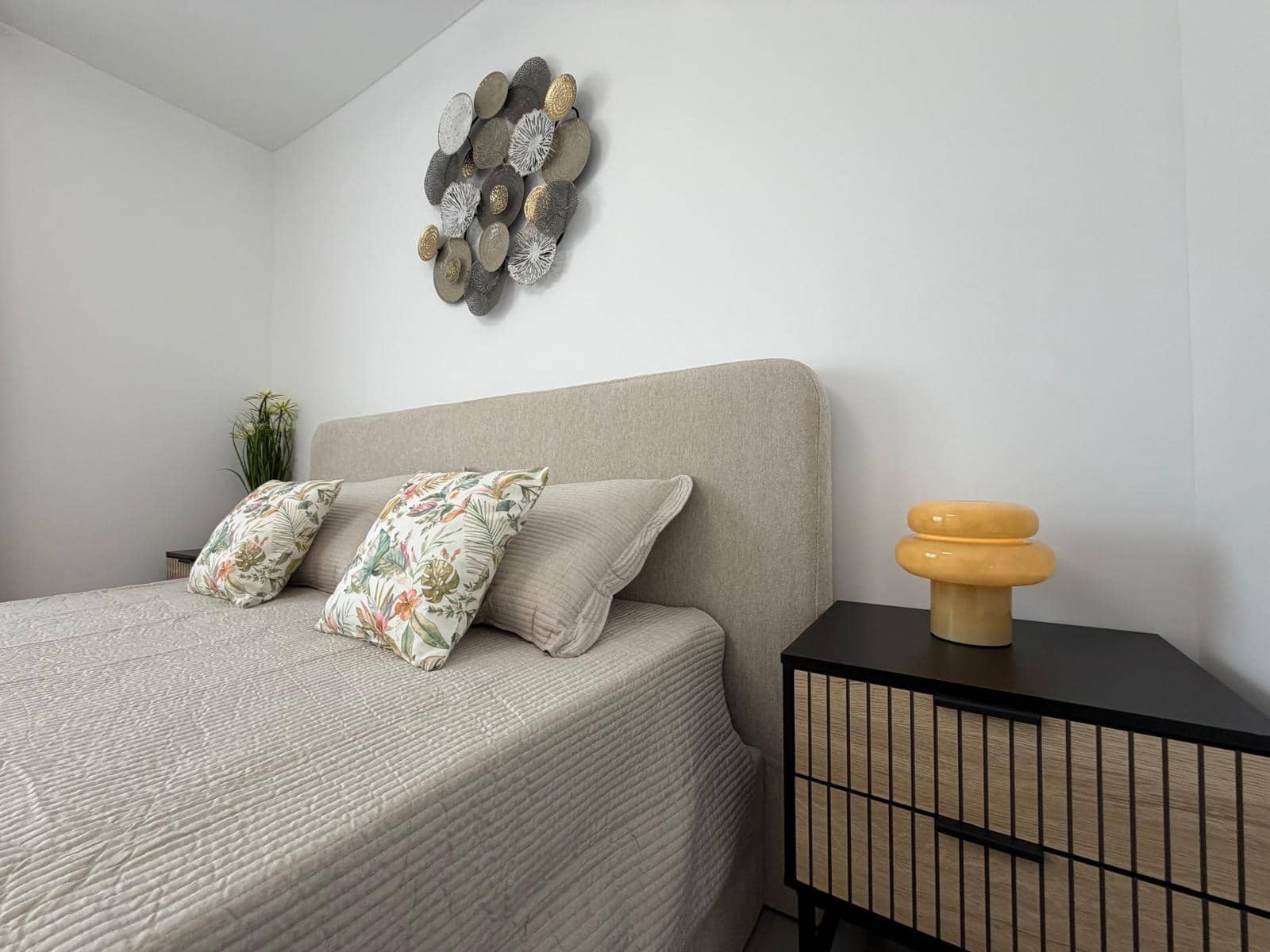 2 Zimmer Apartment zu verkaufen in Torrevieja - 175.000 € (Ref: 10090817)