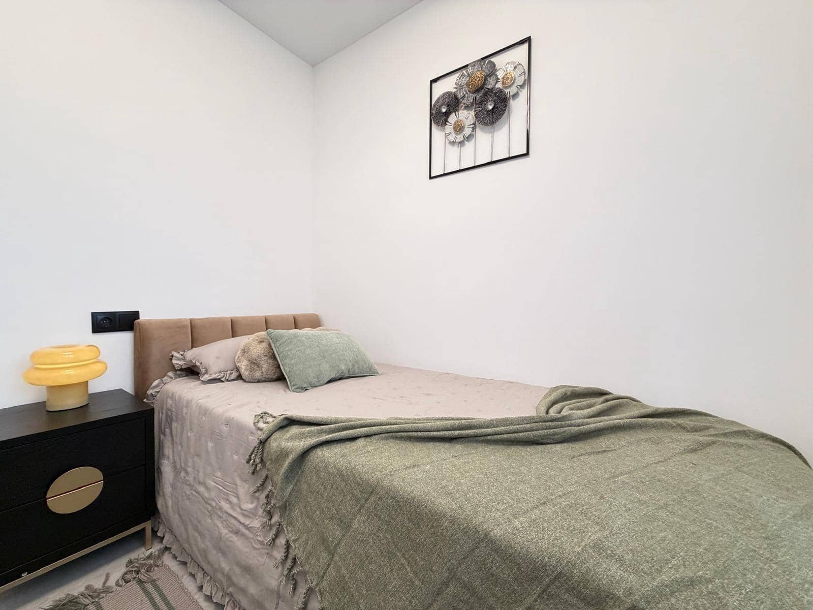 2 Zimmer Apartment zu verkaufen in Torrevieja - 175.000 € (Ref: 10090817)