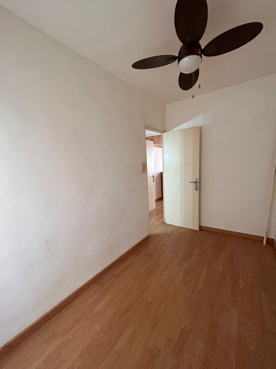 3 bedroom Apartment for sale in Alicante / Alacant city - € 115,000 (Ref: 10094725)