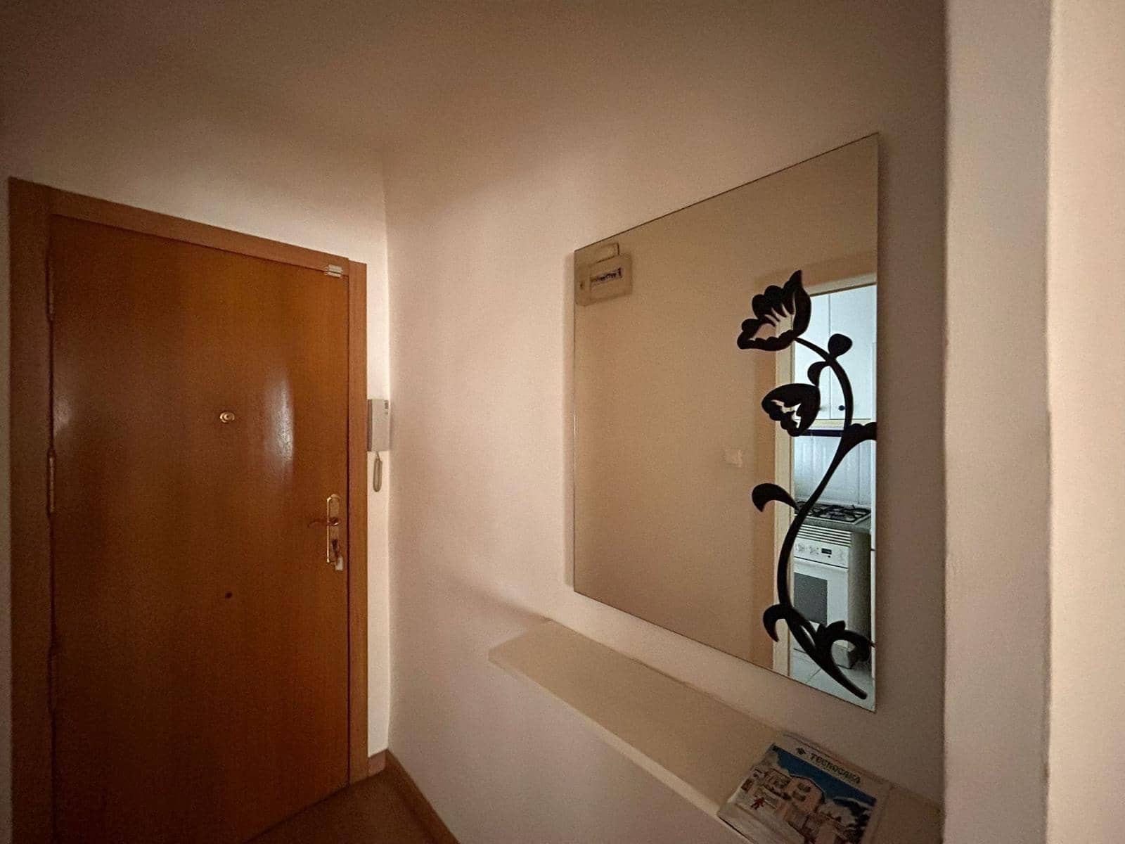 3 bedroom Apartment for sale in Alicante / Alacant city - € 115,000 (Ref: 10094725)