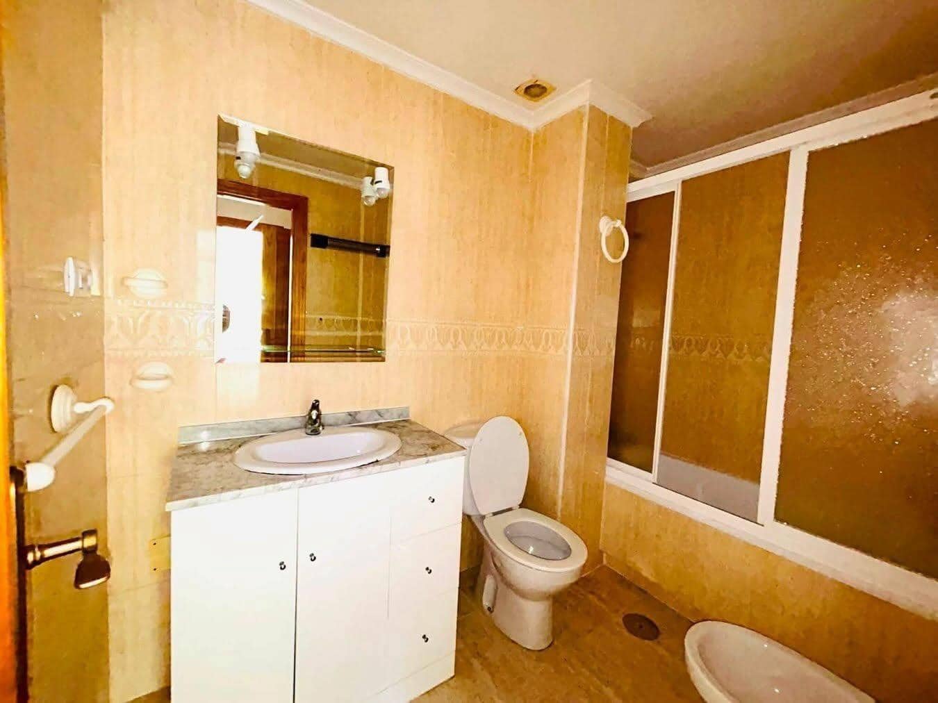 2 makuuhuone Bungalow myytävänä paikassa Orihuela Costa mukana uima-altaan - 204 900 € (Ref: 10098452)