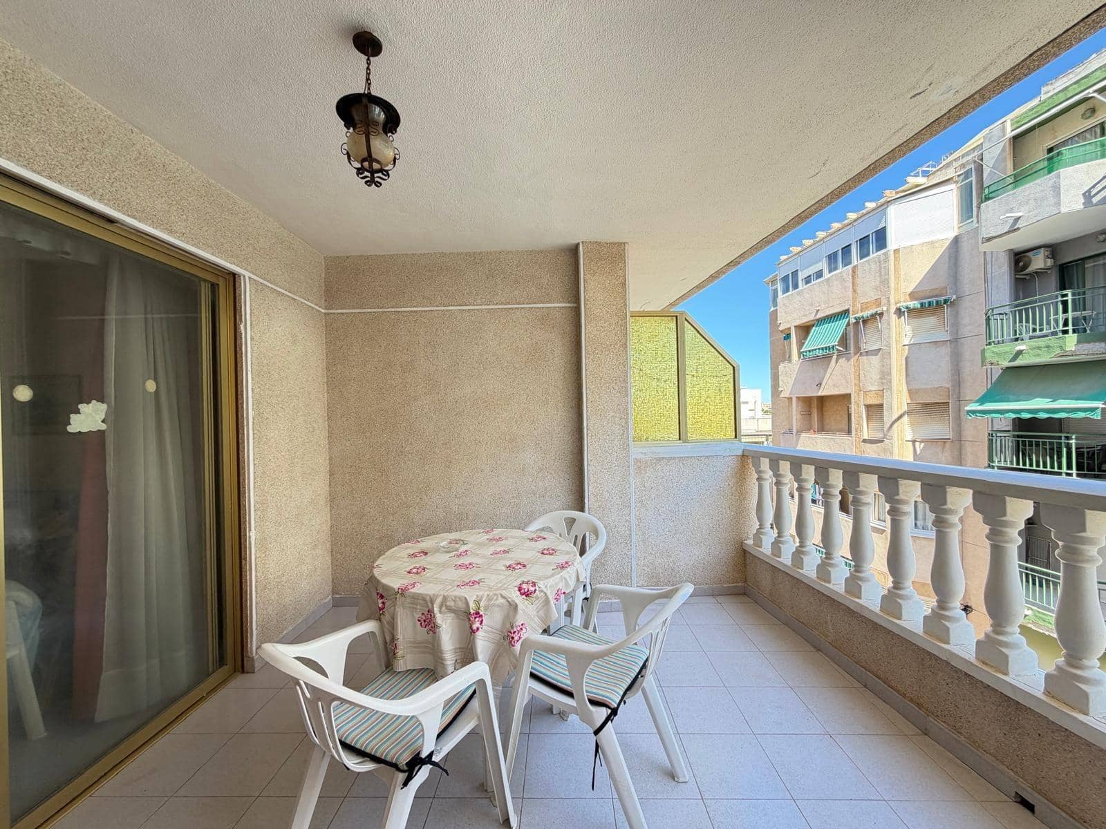 1 soveværelse Lejlighed til salg i Torrevieja - € 139.900 (Ref: 10098453)