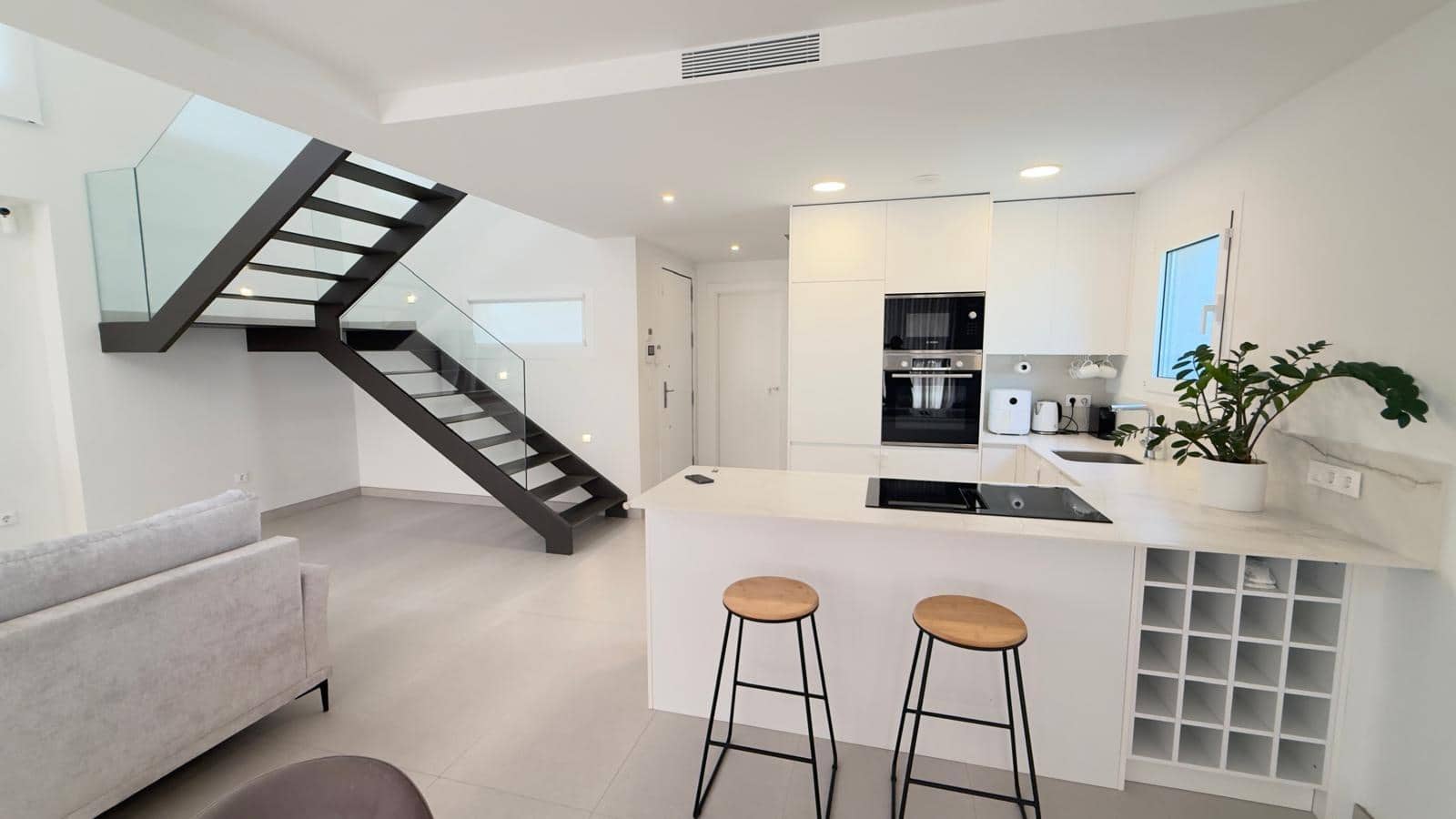 2 bedroom Apartment for sale in Finestrat with pool garage - € 860,000 (Ref: 10100196)