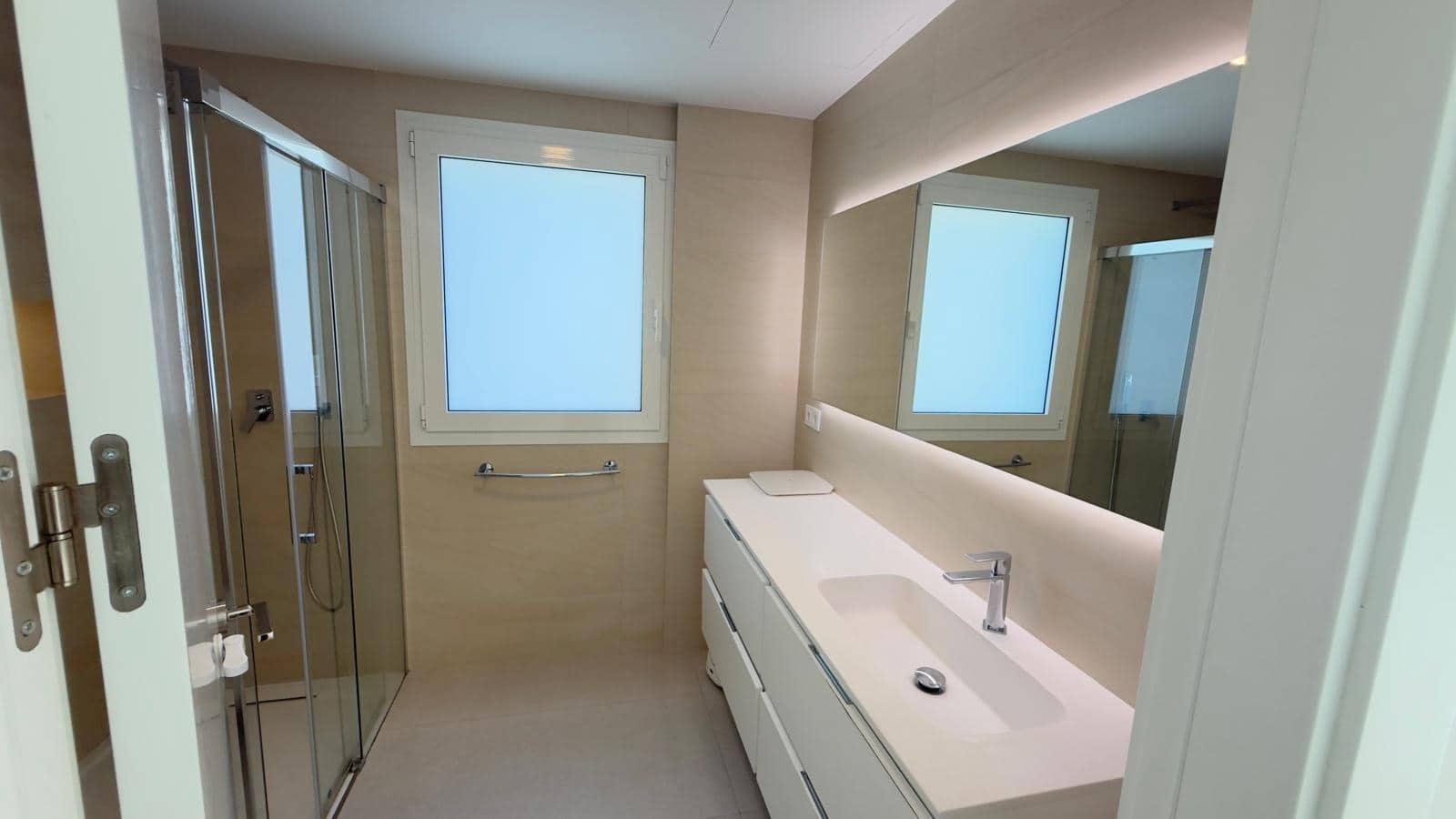 2 bedroom Apartment for sale in Finestrat with pool garage - € 860,000 (Ref: 10100196)