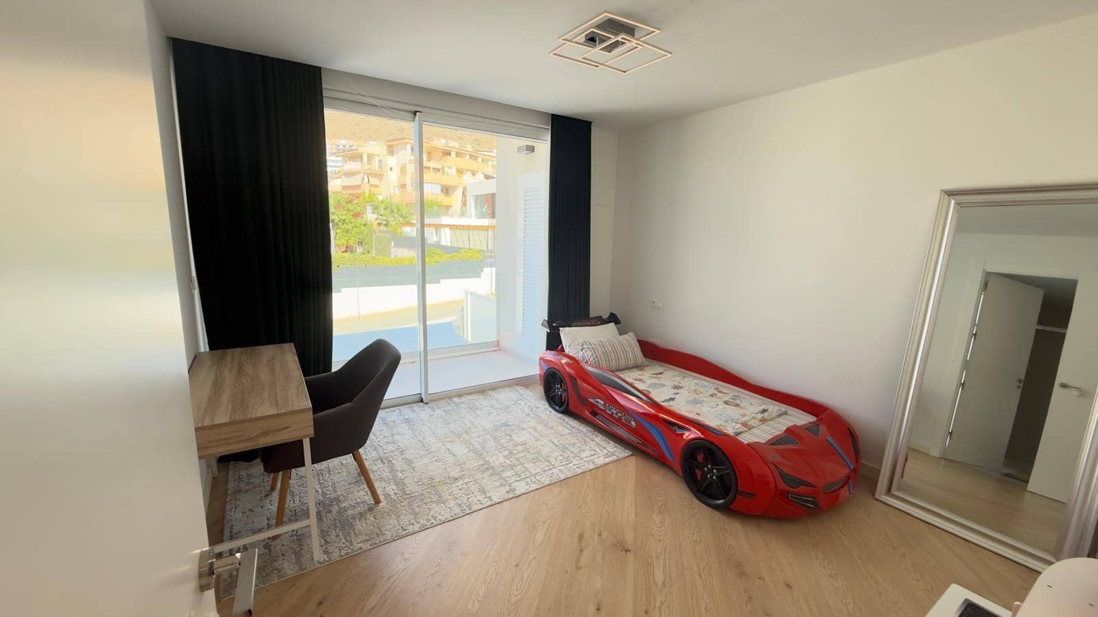 2 bedroom Apartment for sale in Finestrat with pool garage - € 860,000 (Ref: 10100196)