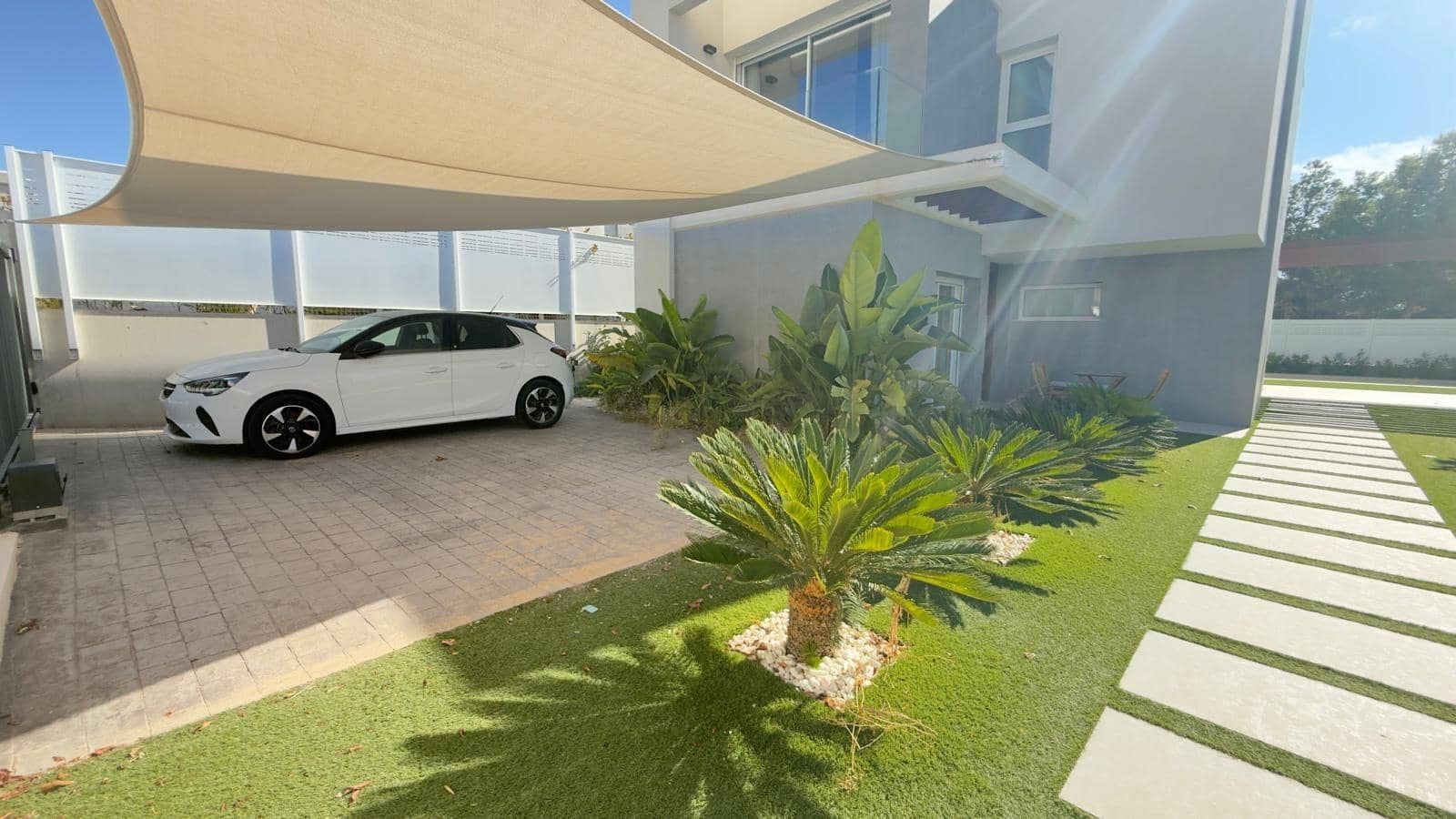 2 bedroom Apartment for sale in Finestrat with pool garage - € 860,000 (Ref: 10100196)