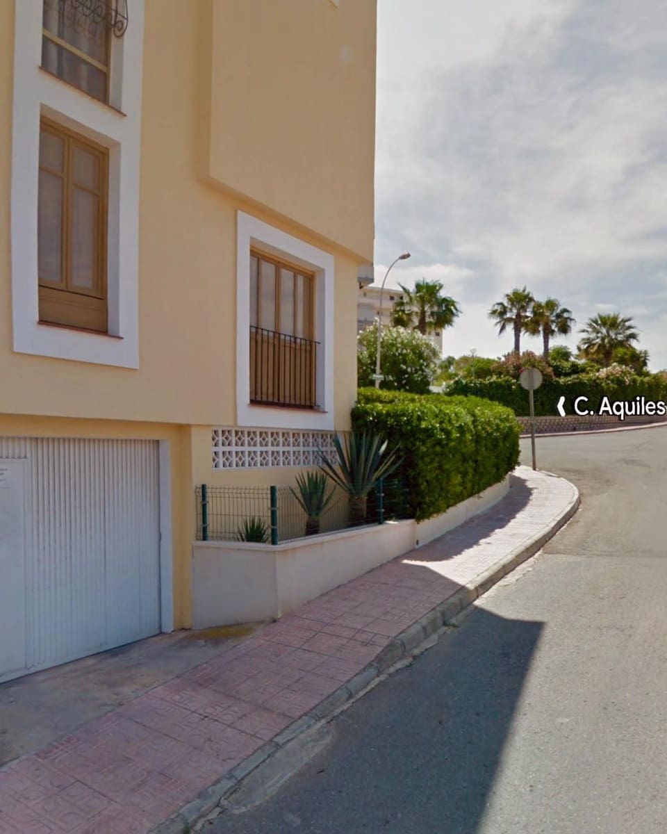 Garage for sale in Torrevieja - € 15,000 (Ref: 10102659)