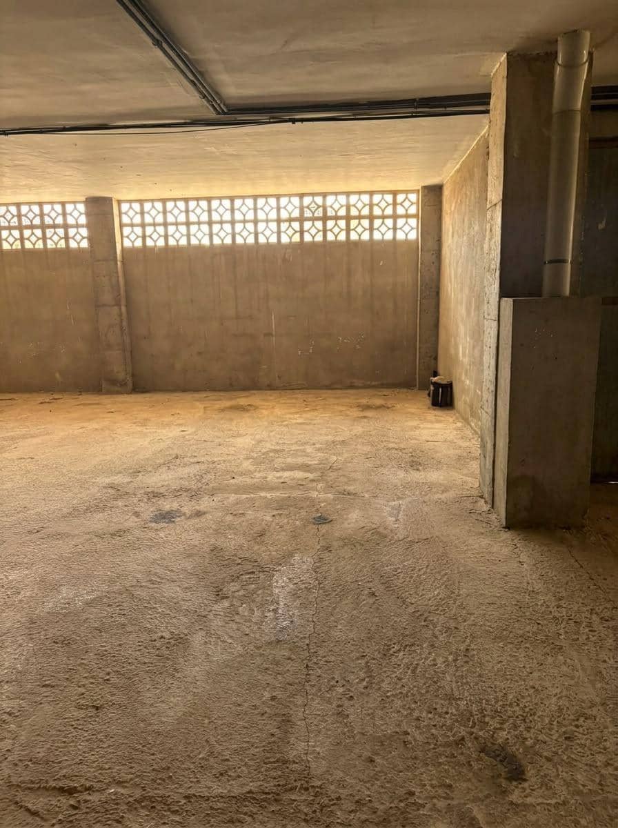 Garage for sale in Torrevieja - € 15,000 (Ref: 10102659)