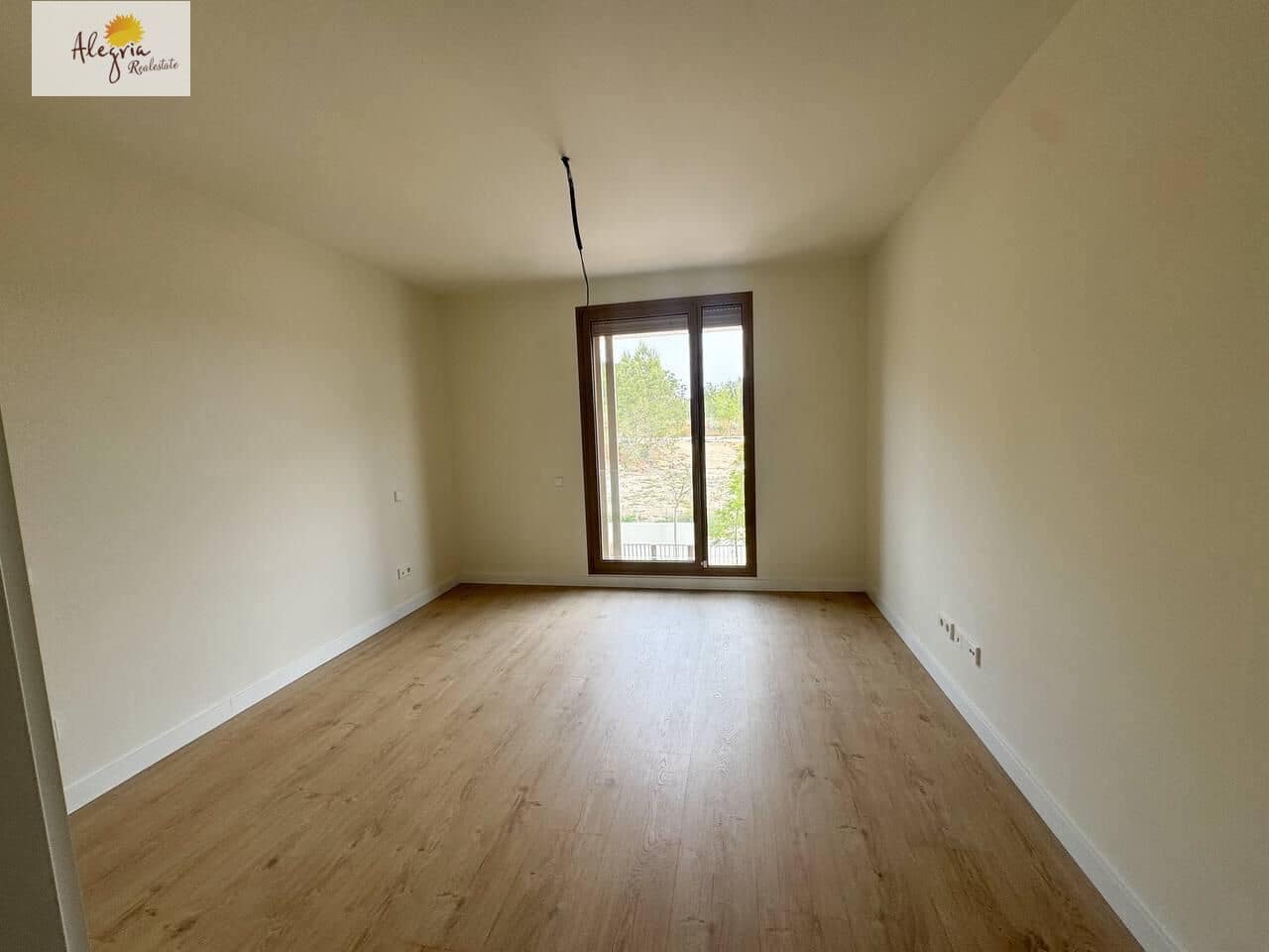 4 makuuhuone Huvila vuokrattavana paikassa Godella mukana uima-altaan 
autotalli - 3 500 € (Ref: 10102660)