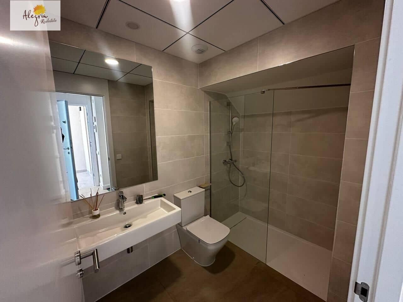4 makuuhuone Huvila vuokrattavana paikassa Godella mukana uima-altaan 
autotalli - 3 500 € (Ref: 10102660)