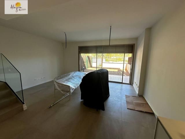 4 camera da letto Villa da affittare in Godella con piscina garage - 3.500 € (Rif: 10102660)