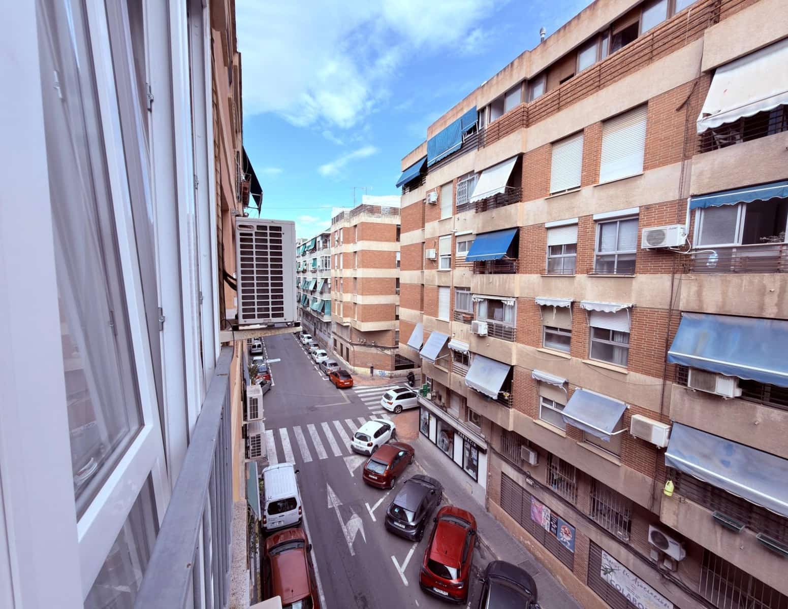 3 bedroom Apartment for sale in Alicante / Alacant city - € 210,000 (Ref: 10102661)