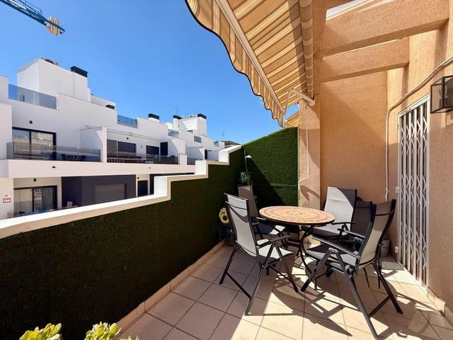 Ático de 3 habitaciones en Las Piscinas Naturales, Torrevieja en venta con garaje - 259.000 € (Ref: 10102662)