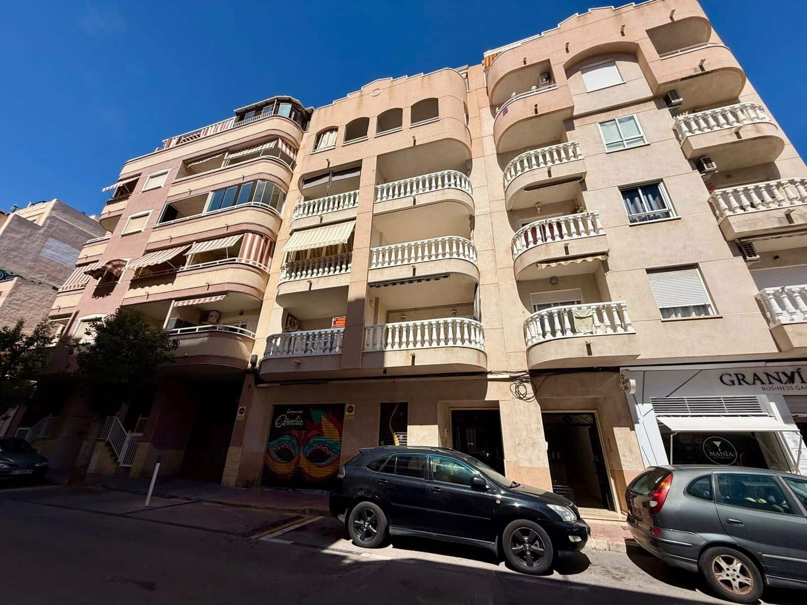 Ático de 3 habitaciones en Torrevieja en venta con garaje - 259.000 € (Ref: 10102662)
