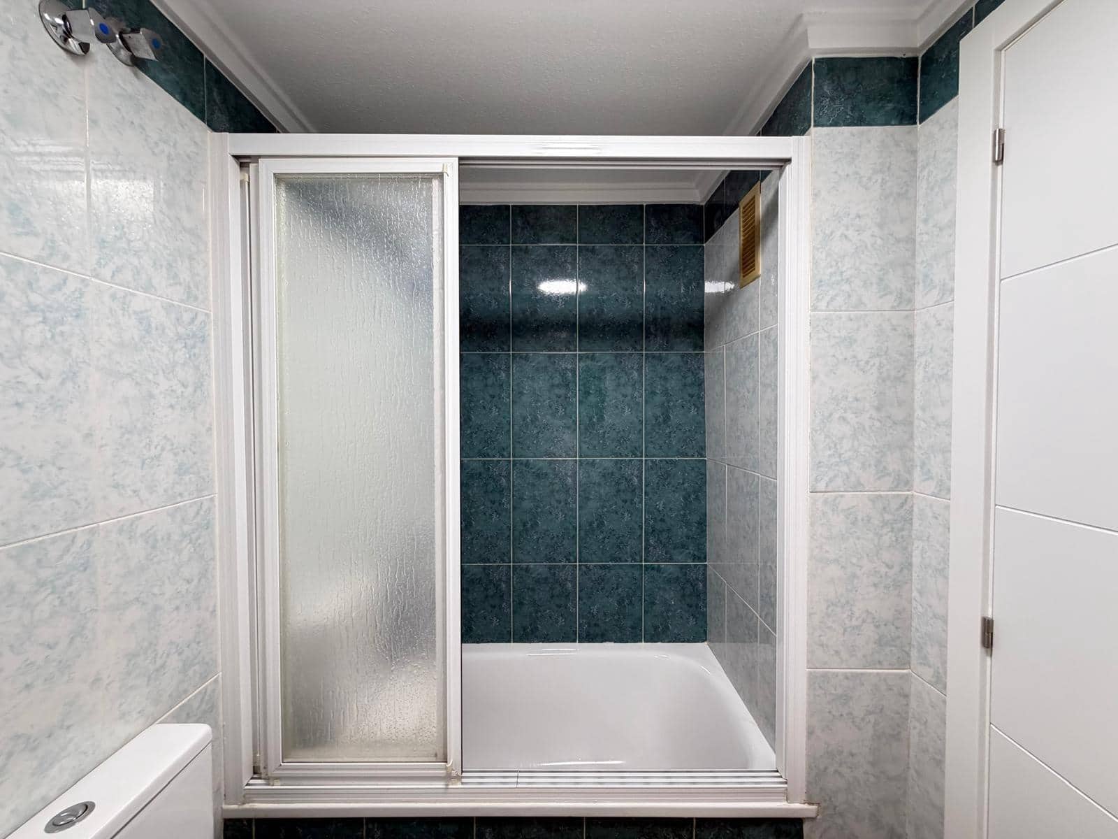 3 slaapkamer Appartement te koop in Torrevieja met zwembad - € 179.900 (Ref: 10109727)
