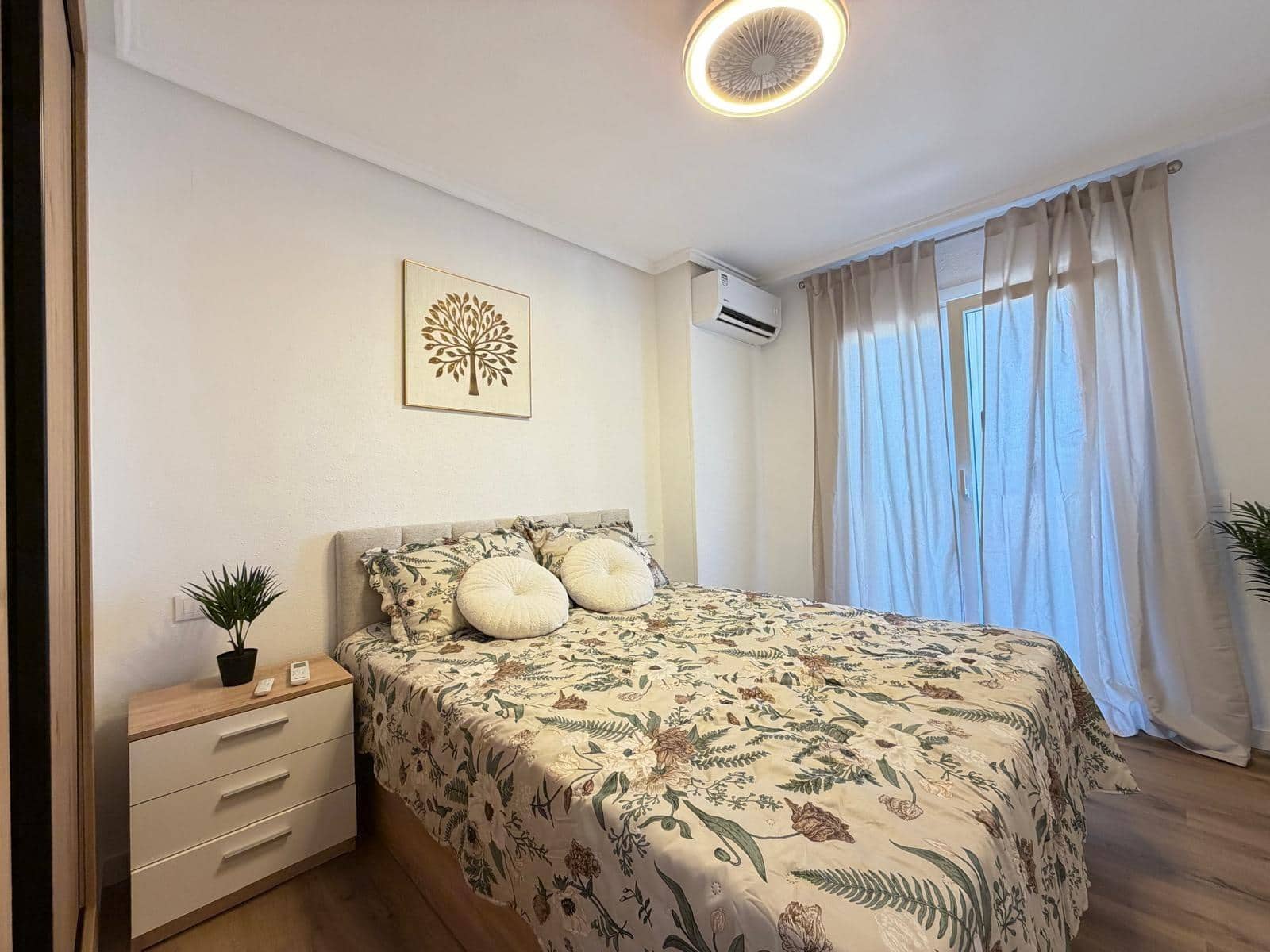 3 slaapkamer Appartement te koop in Torrevieja met zwembad - € 179.900 (Ref: 10109727)